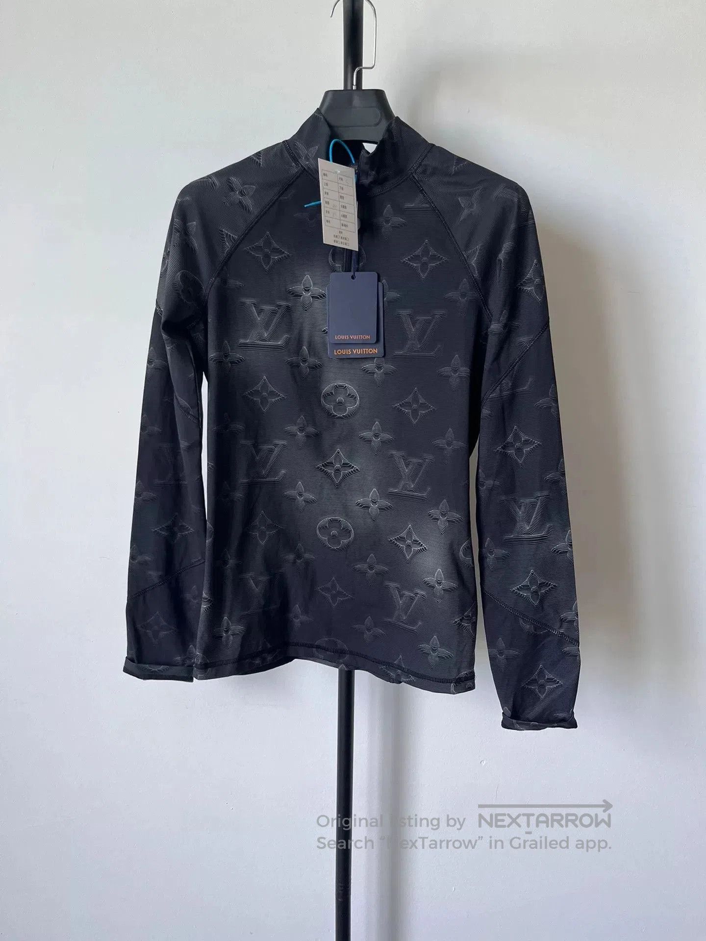 Louis Vuitton louis vuitton monogram zip long sleeve top. Size US S / EU 44-46 / 1 - 1 Thumbnail