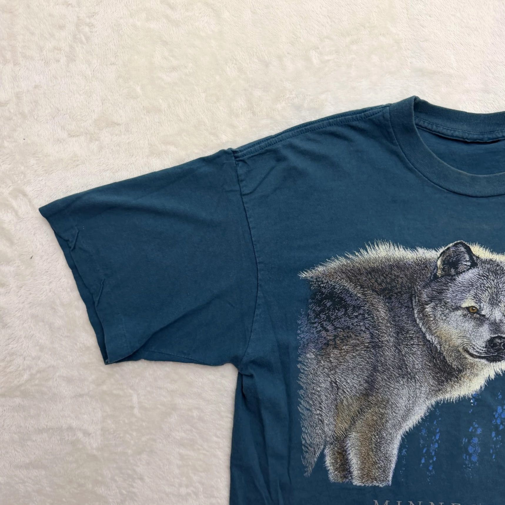 Vintage Minnesota Wolf Shirt Mens XL Blue Graphic Print Tee Short Sleeve Crew Neck Wildlife Nature MN Size US XL / EU 56 / 4 - 6 Thumbnail