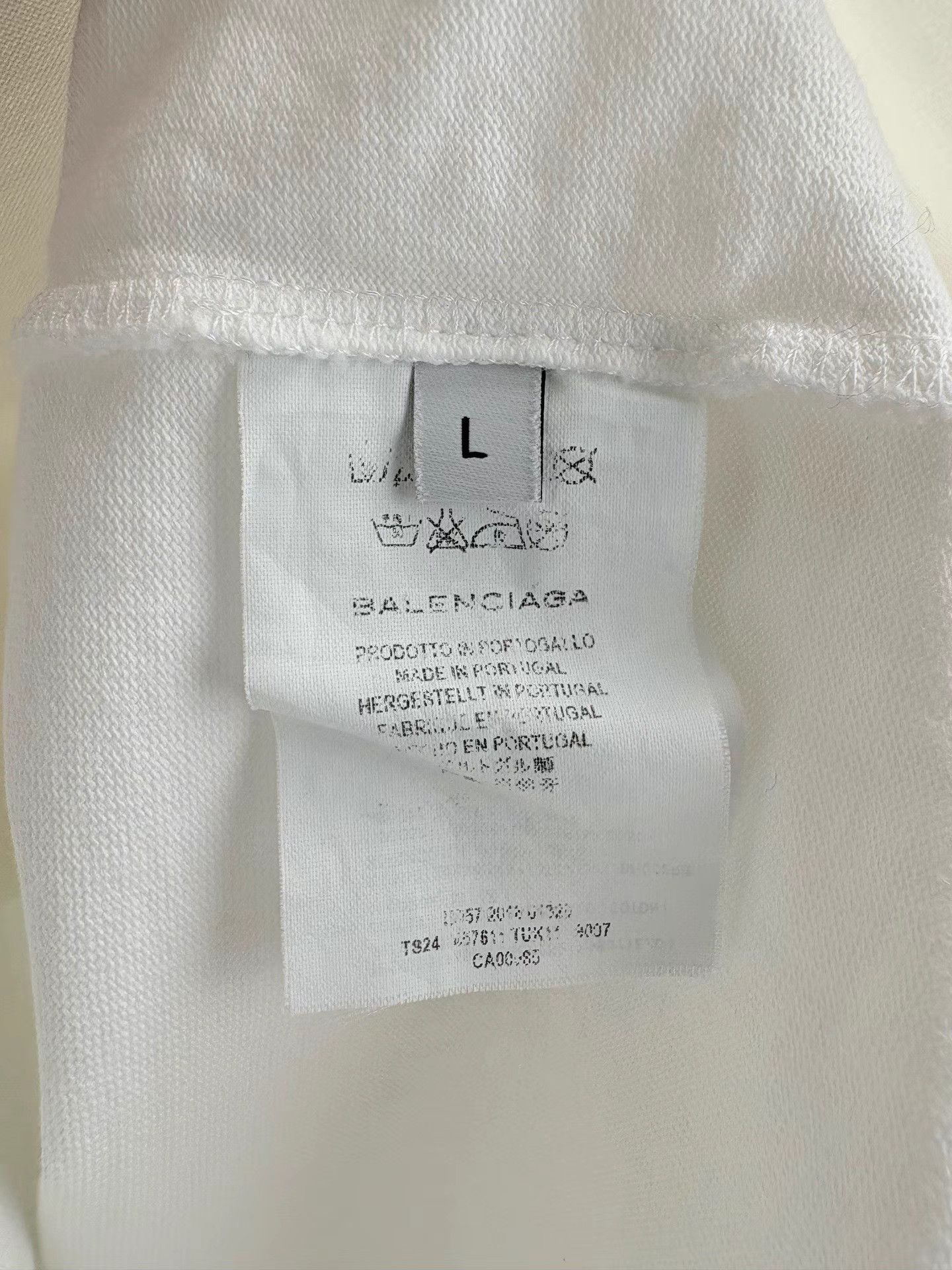 Balenciaga BALENCIAGA White Short Sleeve Size US L / EU 52-54 / 3 - 3 Thumbnail