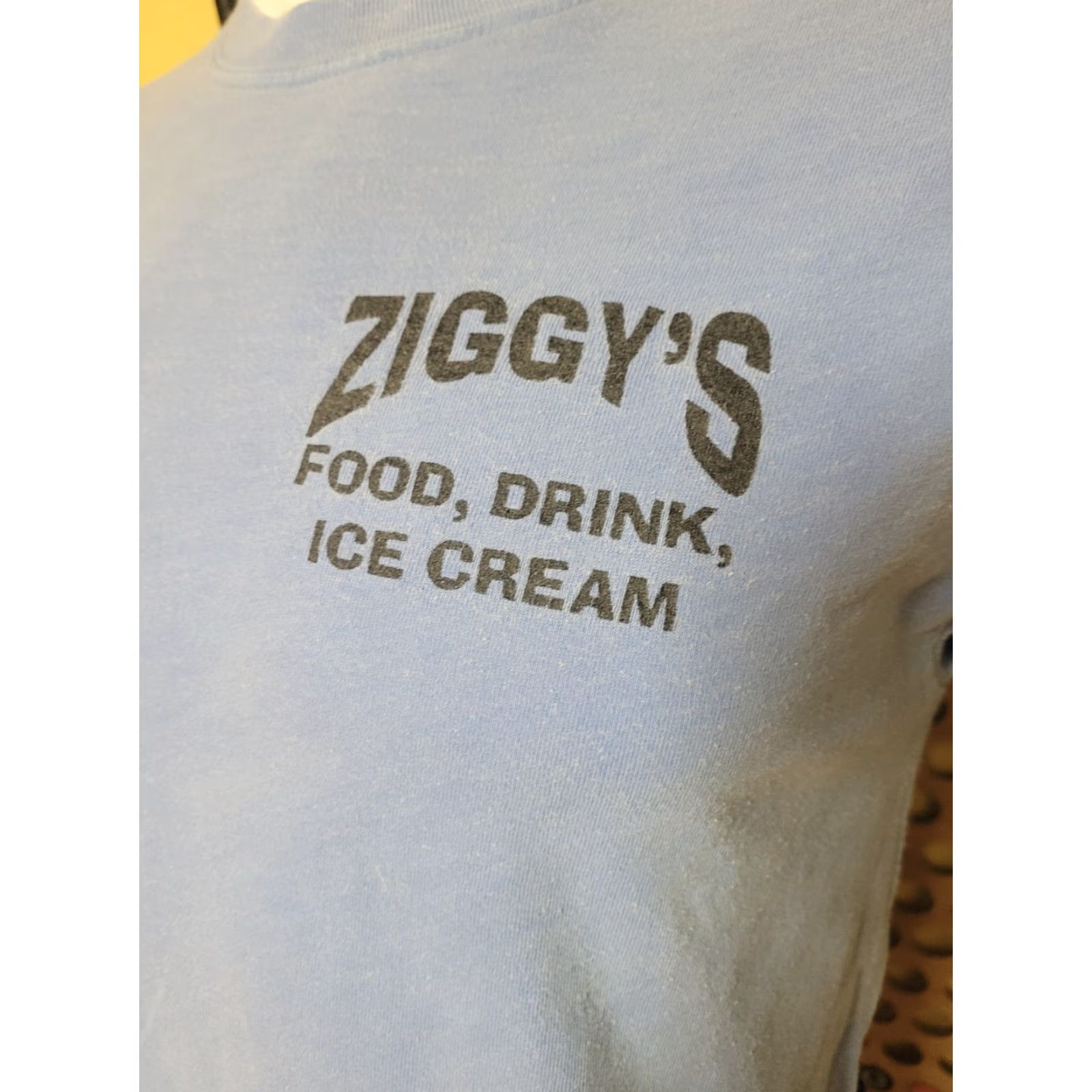 Comfort Colors Ziggys Food Drink Ice Cream T Shirt Small Plymouth MA Get Ziggy With It Shirt Mens S Blue Cotton Graphic Tee Ice Cream Dairy 90s Theme Size US S / EU 44-46 / 1 - 2 Thumbnail