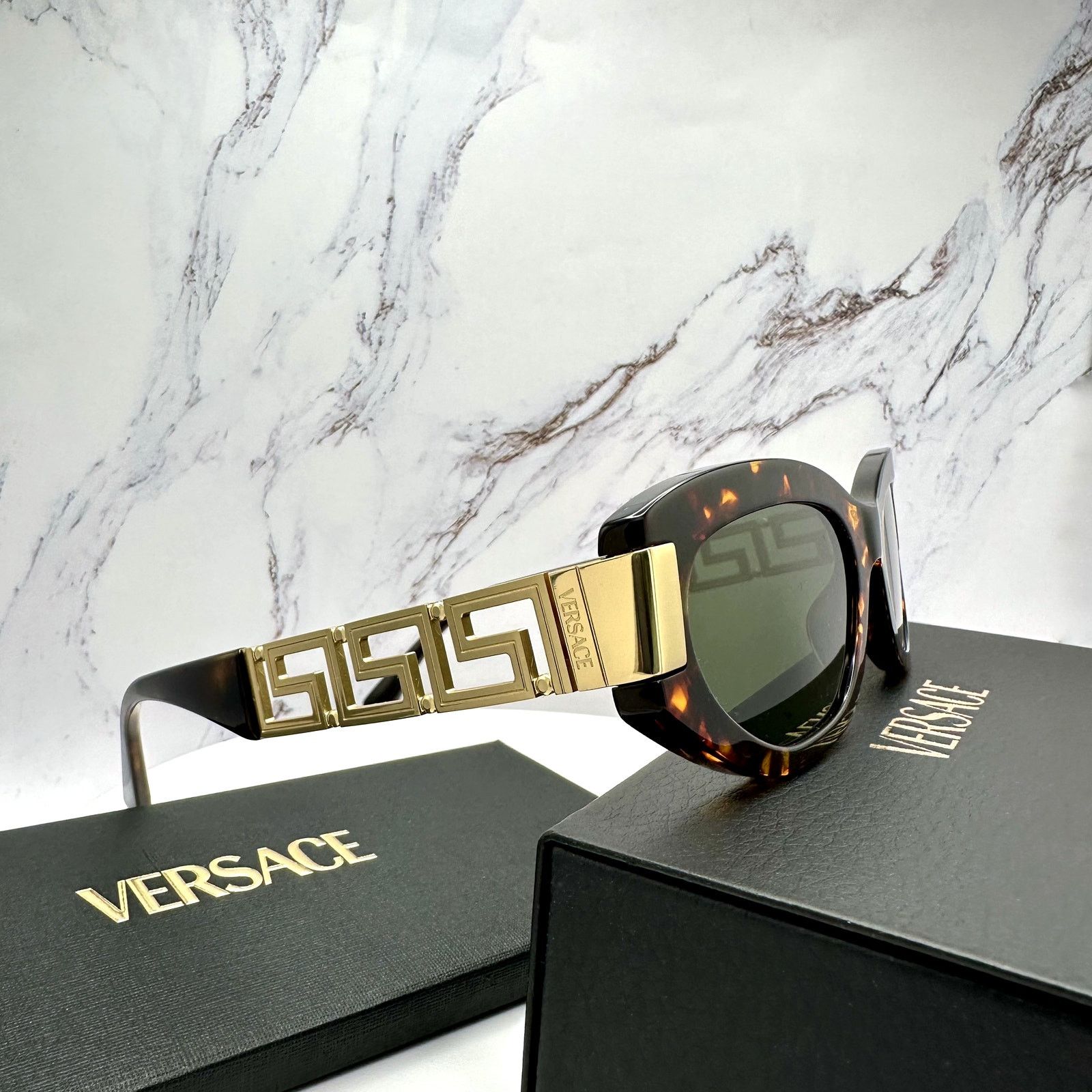 Versace New VERSACE Sunglasses Brown Gold Acetate & Metal Cat Eye Size ONE SIZE - 14 Thumbnail