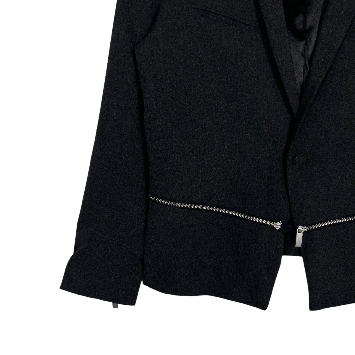 NO ID 🔥 NO ID BLACK ZIPPER POLY RAYON JACKET Size US S / EU 44-46 / 1 - 6 Thumbnail