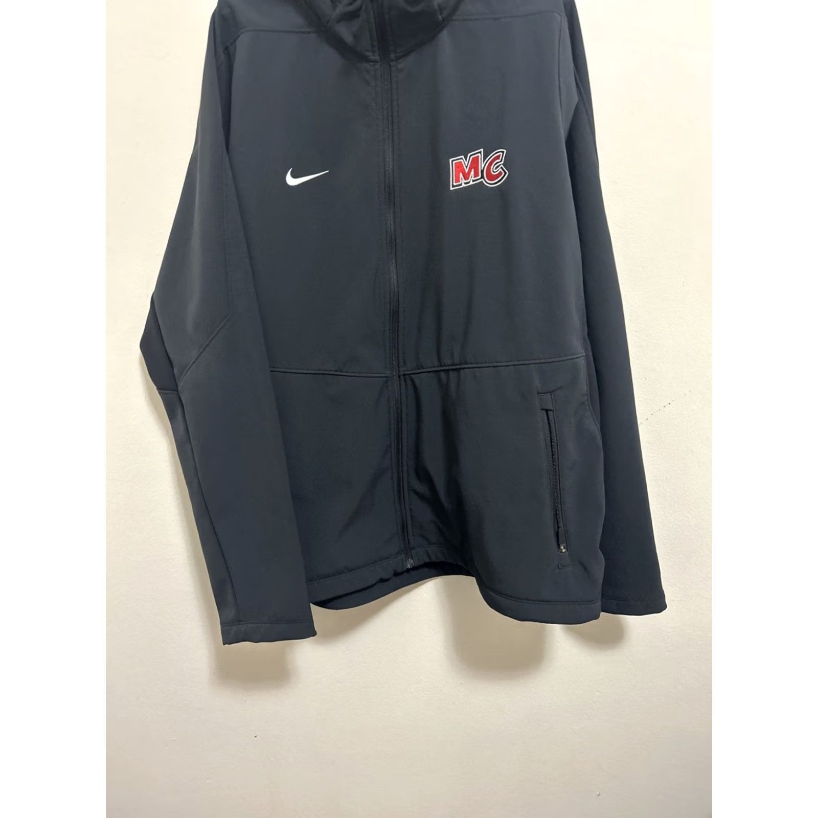 Nike Nike Mens Therma-Fit Sphere Hybrid Jacket XL Black Embroidered Nike Therma 658084010 Mens XL Black Jacket Size US XL / EU 56 / 4 - 3 Thumbnail