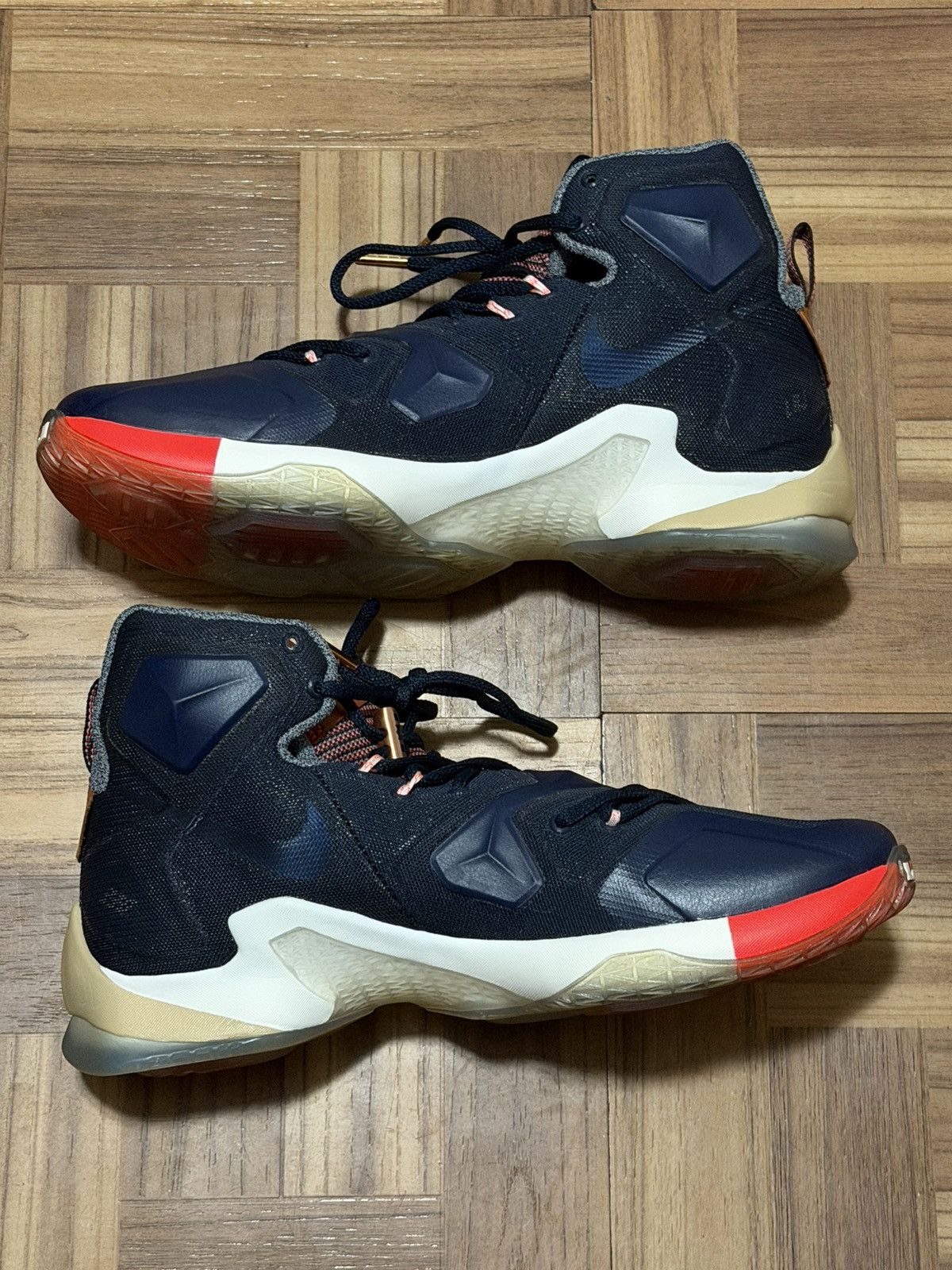 Nike Nike LeBron 13 EXT Luxbron Size US 10.5 / EU 43-44 - 2 Thumbnail