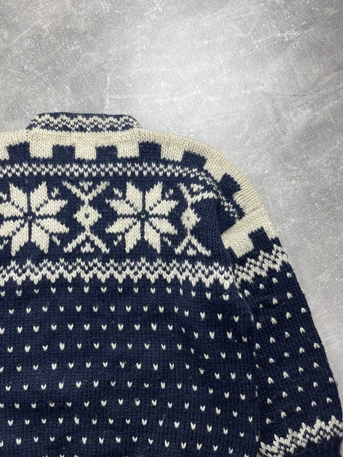Vintage Vintage MECLAND Hand Knitted Wool Fair Isle Sweater Size US L / EU 52-54 / 3 - 8 Thumbnail