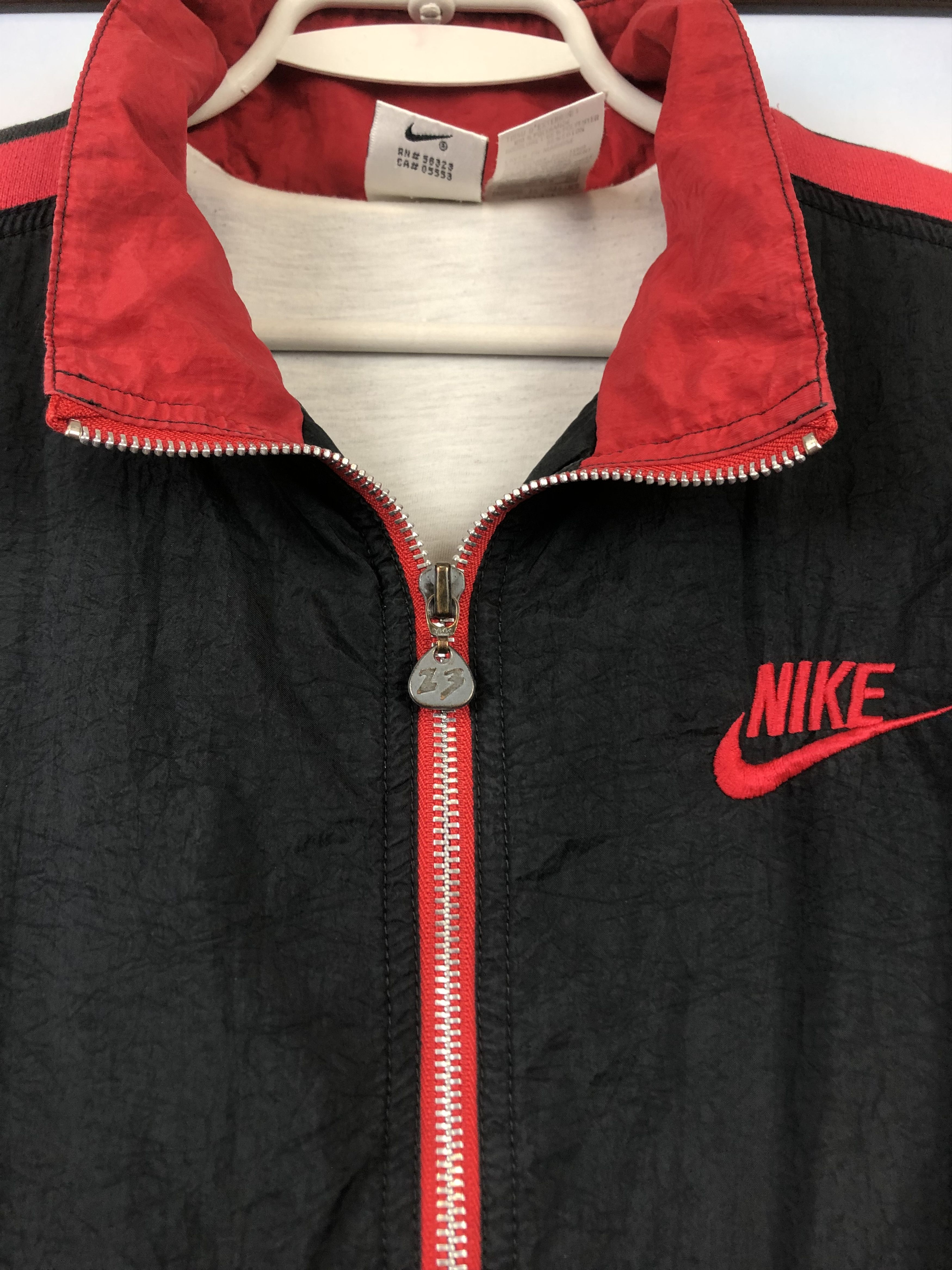 Nike Vintage 1990s Nike Authentic Air Jordan Windbreaker Jacket Size US S / EU 44-46 / 1 - 9 Thumbnail