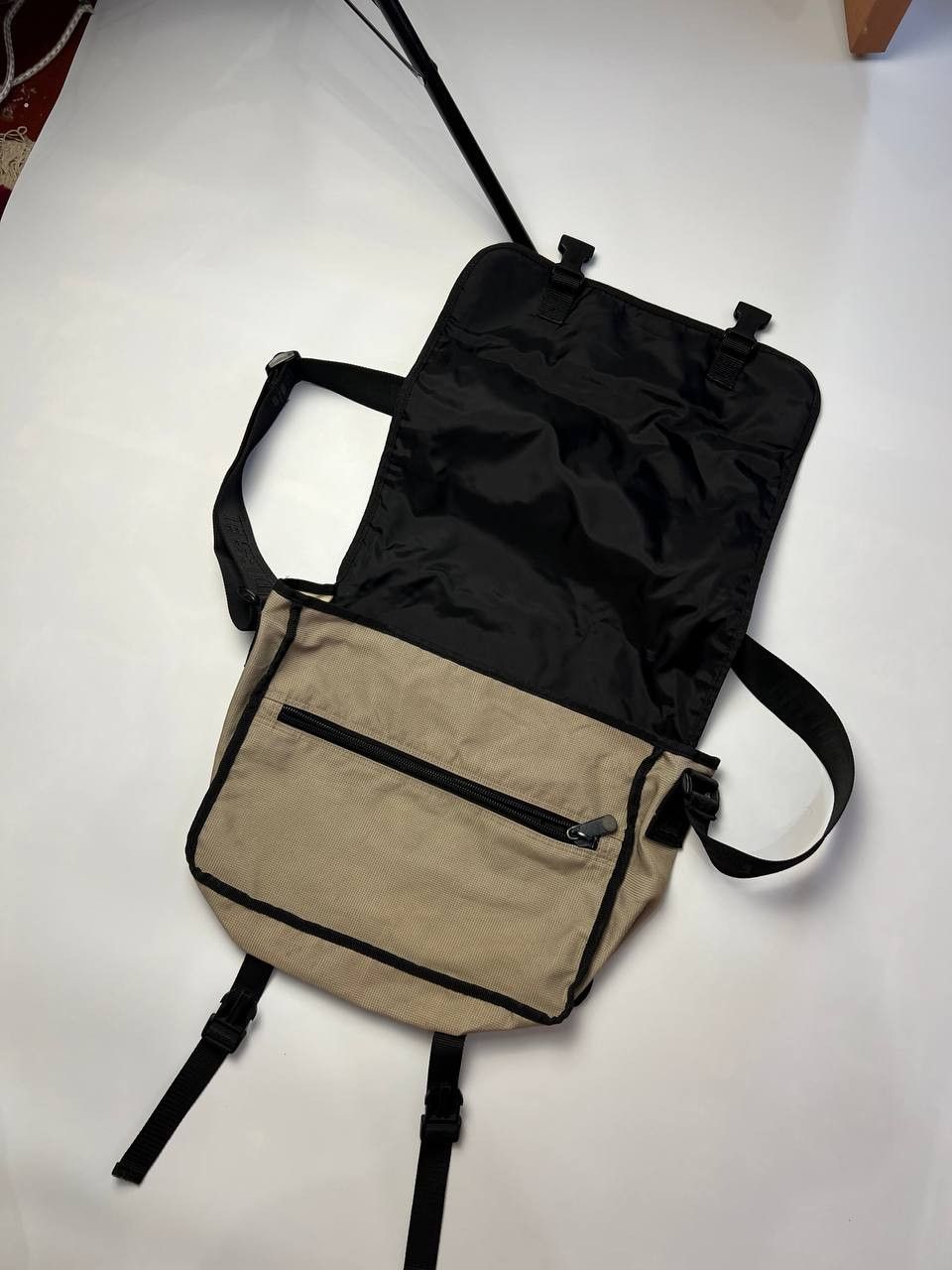 Diesel 👜 DIESEL Messenger Bag – Y2K Techwear Vibes Size ONE SIZE - 3 Thumbnail