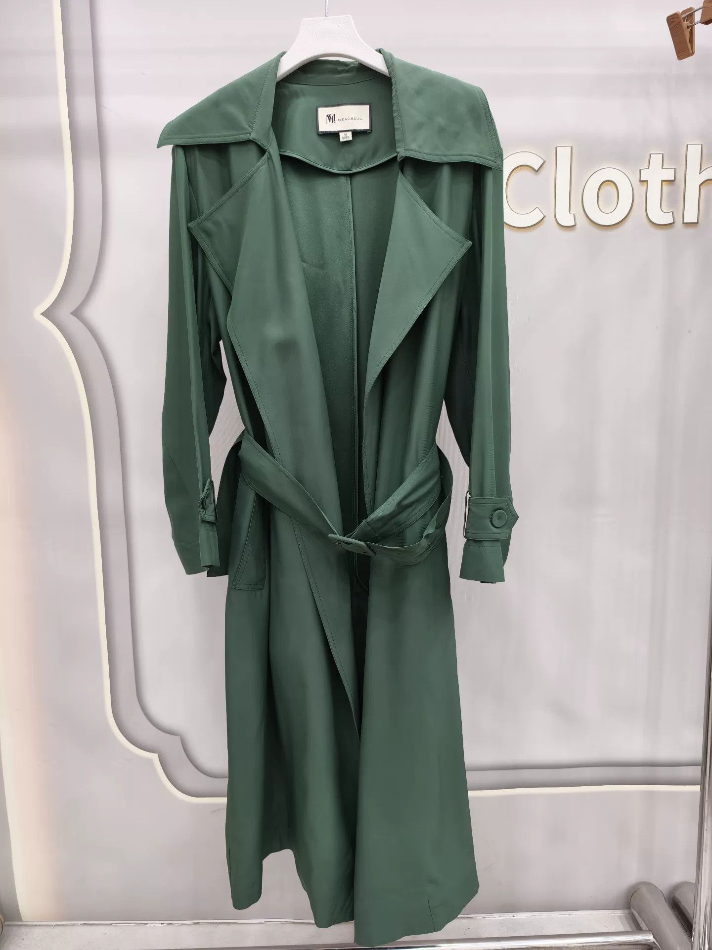 Japanese Brand Green Silk Trench Coat for Women Size M / US 6-8 / IT 42-44 - 1 Thumbnail