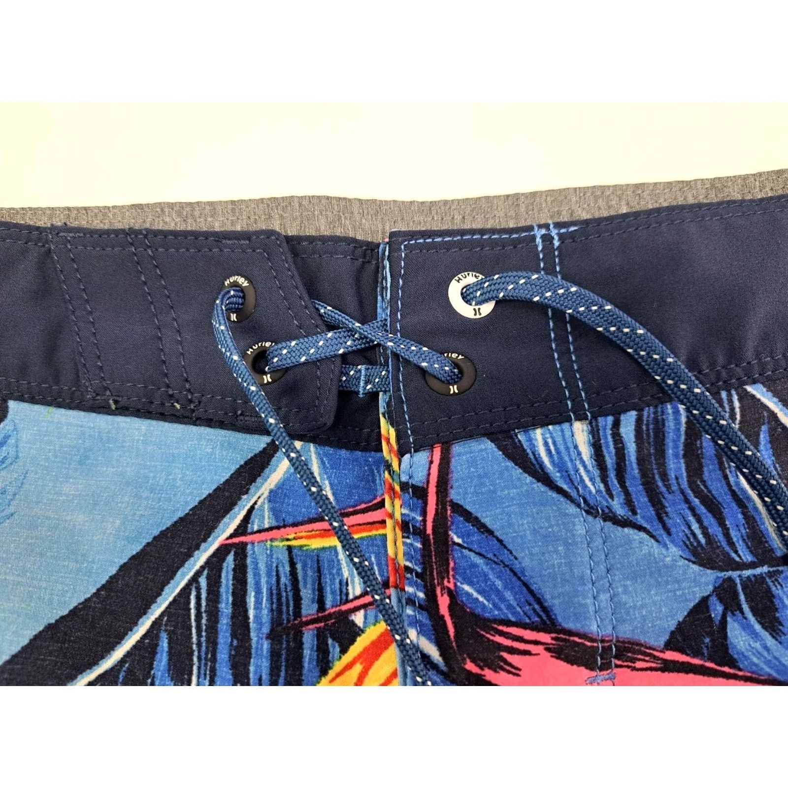 Hurley Hurley Phantom Board Shorts Blue Floral 32/9" Men Regular Back Pocket 7169 Size US 32 / EU 48 - 3 Thumbnail