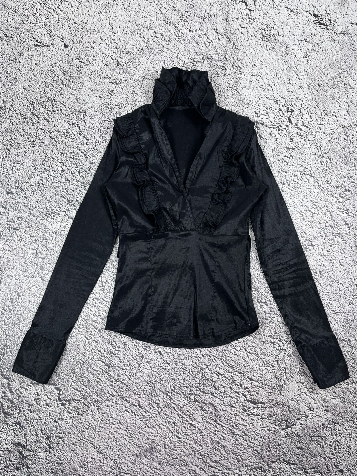 Japanese Brand Vintage AvantGarde Ruffle Blouse Shirt Top Gothic Size M / US 6-8 / IT 42-44 - 1 Thumbnail