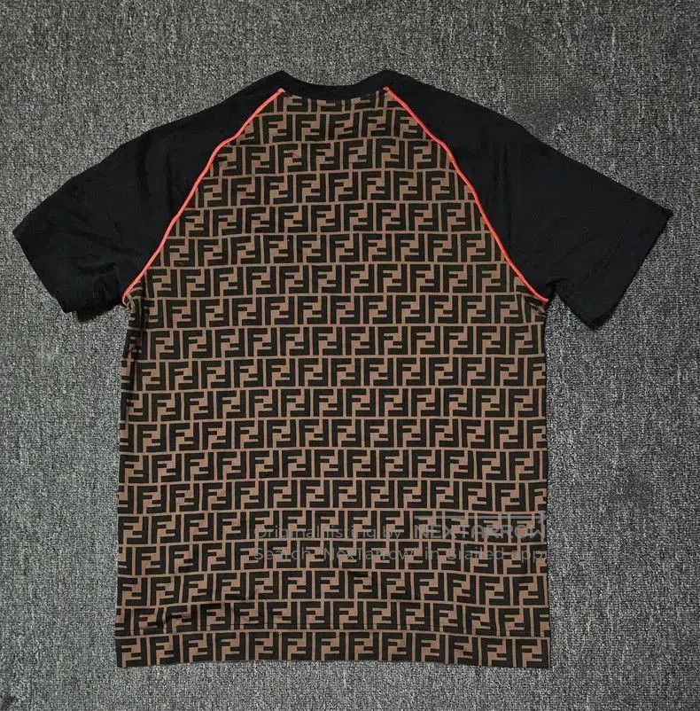 Fendi Fendi Monogram Print Short Sleeve T. Size US XS / EU 42 / 0 - 4 Thumbnail
