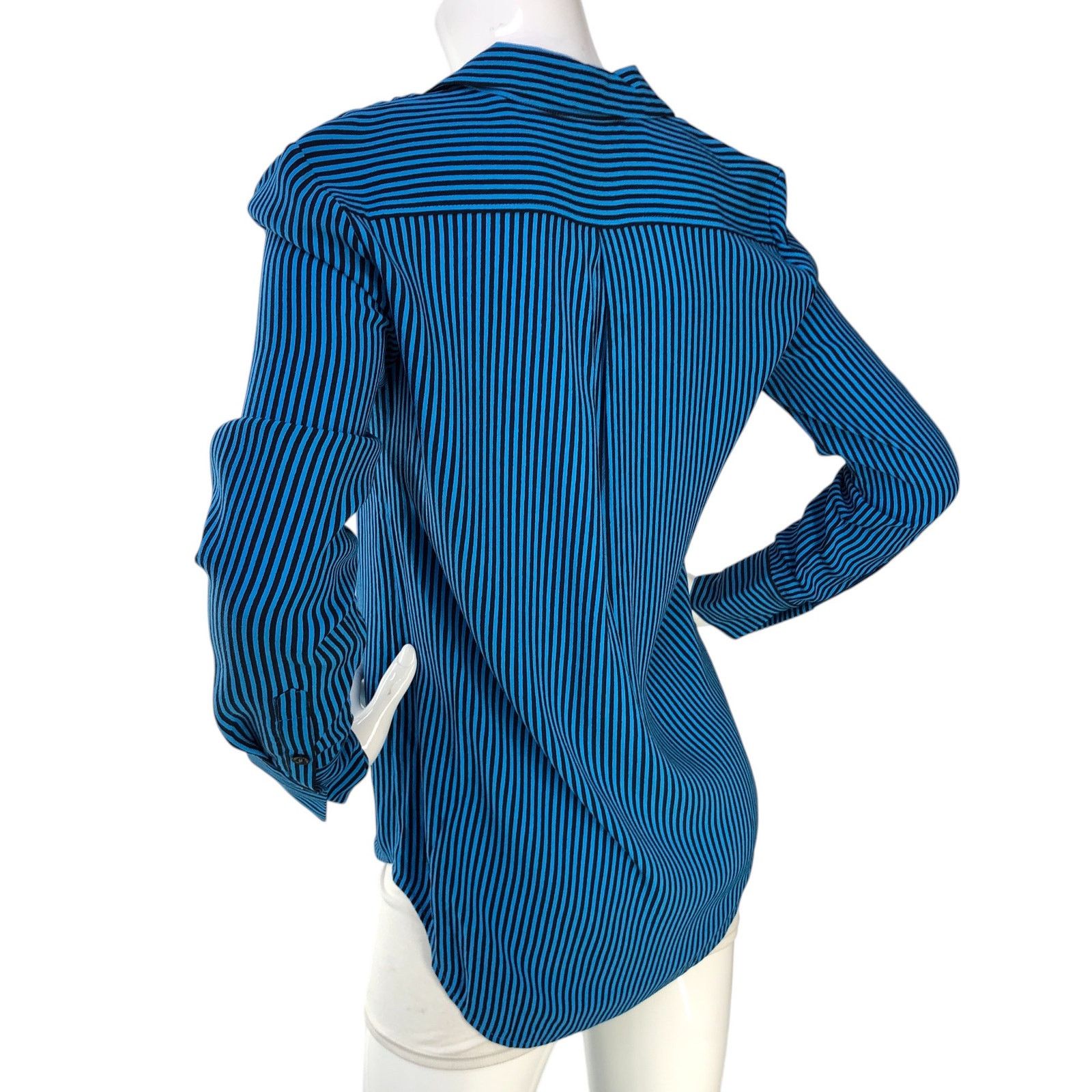 Equipment Equipment Size XS Shirt Oriana Blouse Top Striped $280 NEW Size XS / US 0-2 / IT 36-38 - 6 Thumbnail
