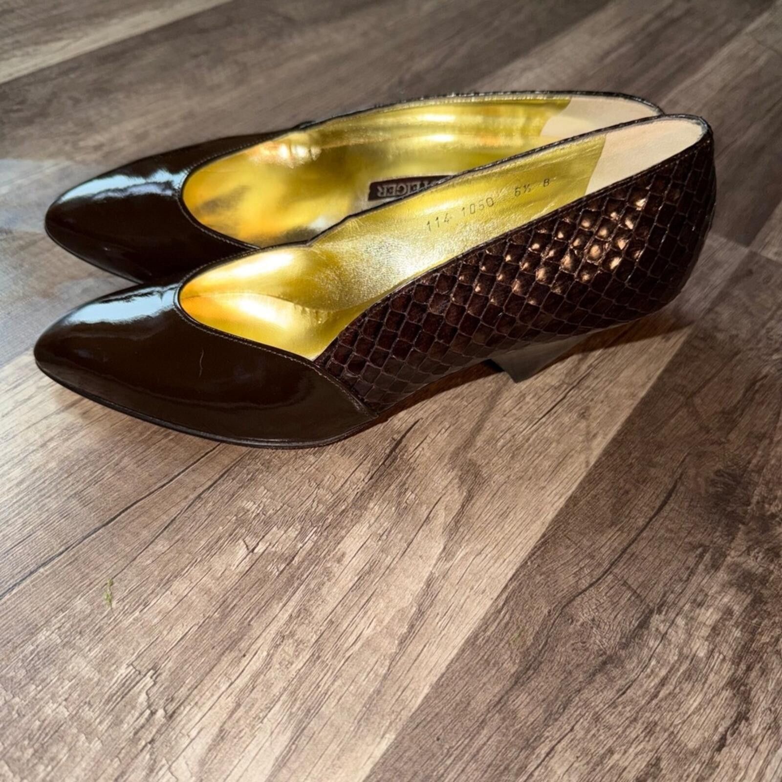 Walter Steiger Walter Steiger Patent Snakeskin Pointed Toe Pumps Italy 6.5B Size US 6.5 / IT 36.5 - 2 Thumbnail