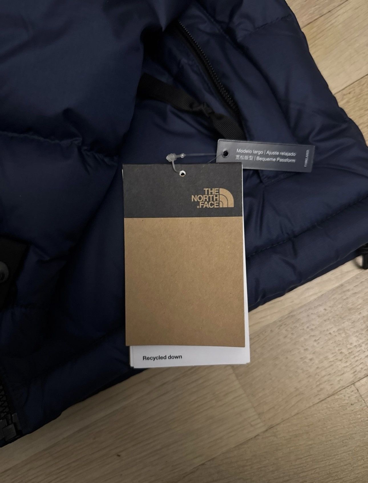 The North Face Northface 1996 Retro Nuptse Jacket Womens Size M / US 6-8 / IT 42-44 - 7 Thumbnail
