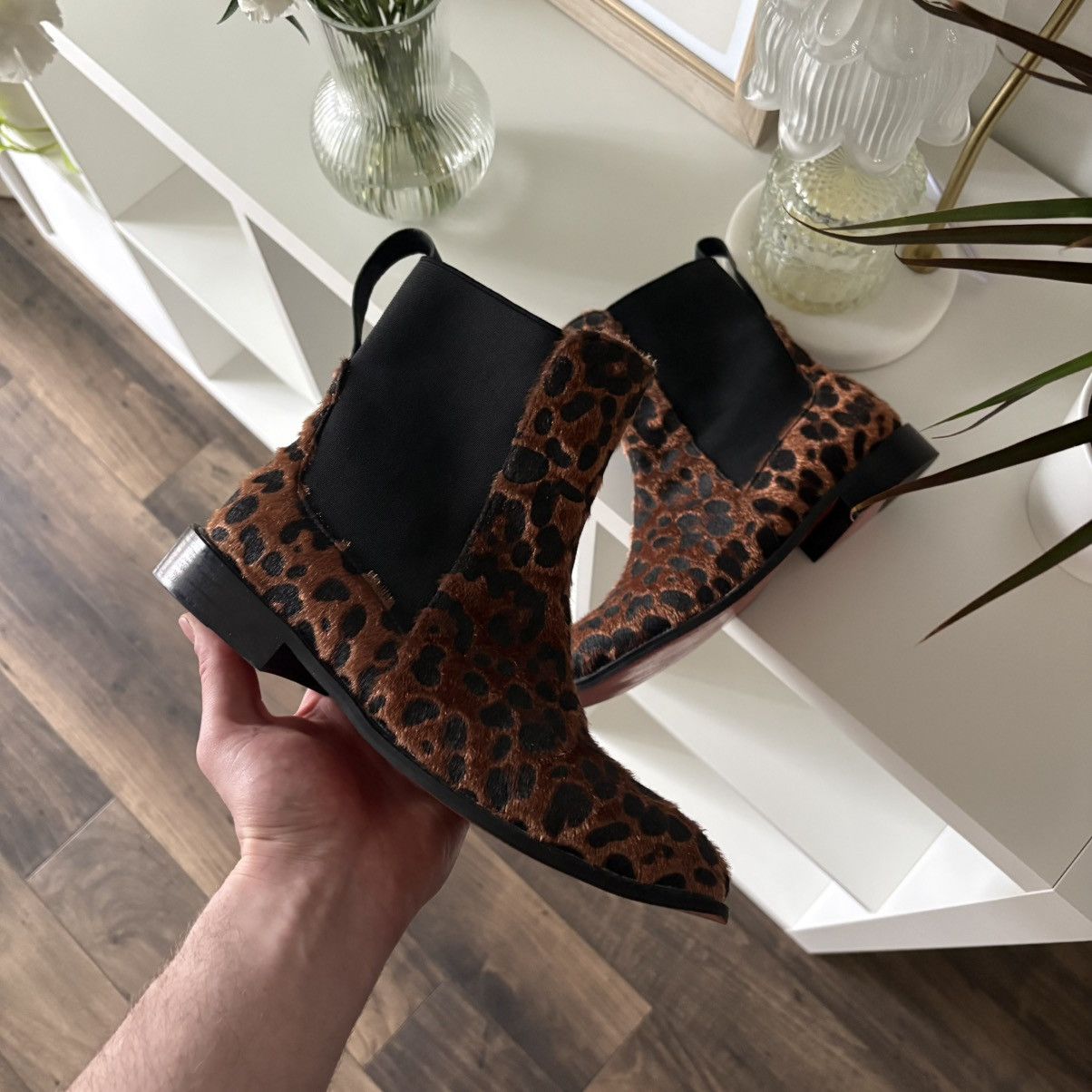 Christian Louboutin Christian Louboutin Chelsea Leopard boots Size US 9 / IT 39 - 4 Thumbnail