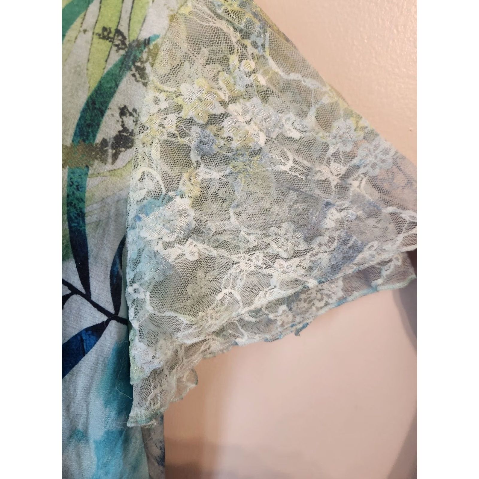 Essentials Essentials Blouse Multicolor Studded Bird Tropical Design Lace Sleeve Casual Top 4X Size XXL / US 16-18 / IT 52-54 - 4 Thumbnail