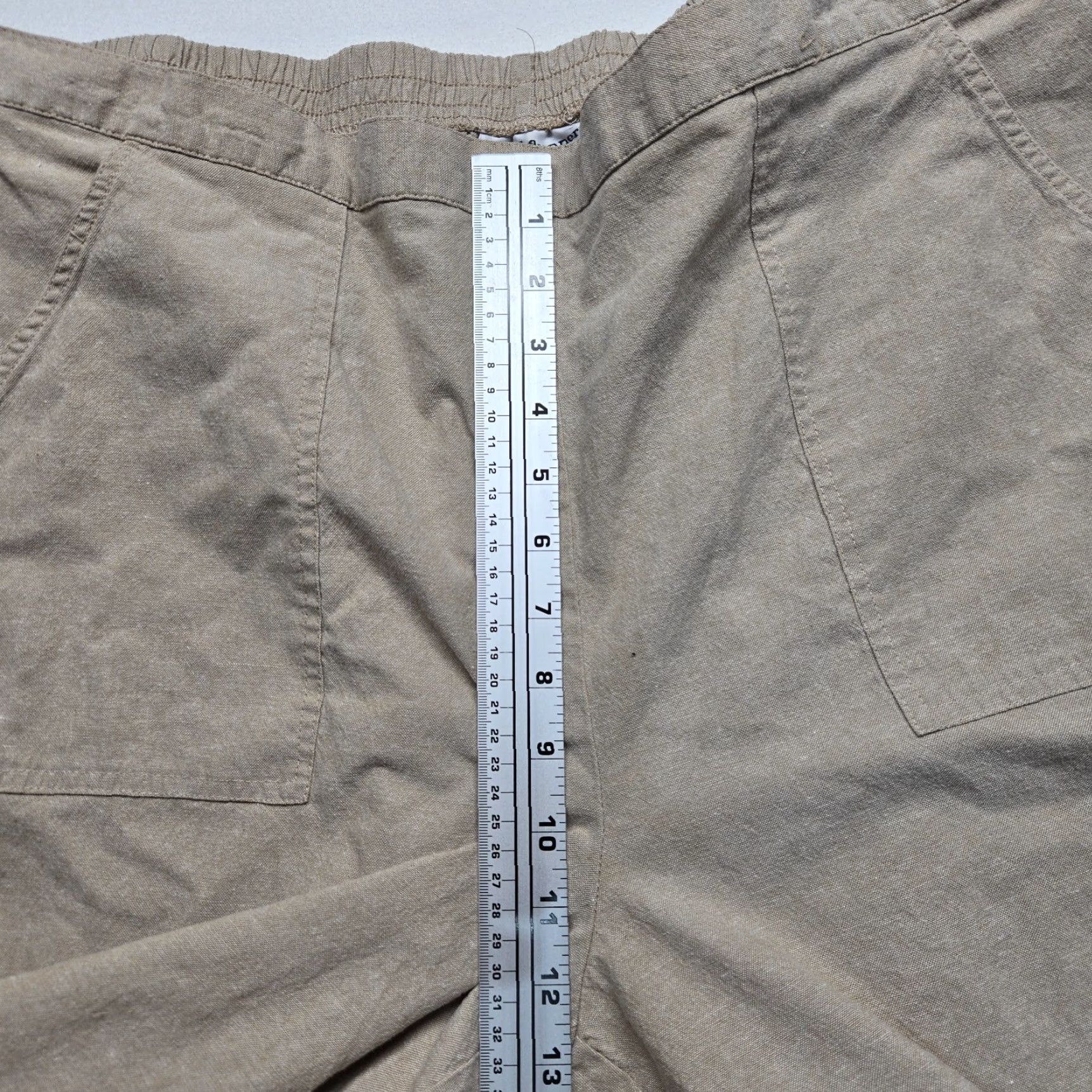 Vintage Alfred Dunner Pants Capris Beige Stretch 22W Womens Plus Size Adults Size 22 Beige Stretch Pants Women Size 40" / US 18 - 4 Thumbnail