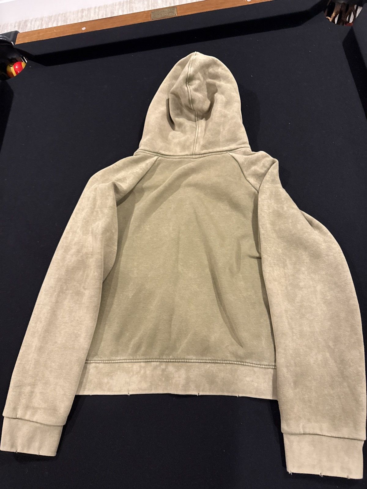 Other Girl smoking a cigarette zip up Size US M / EU 48-50 / 2 - 2 Thumbnail
