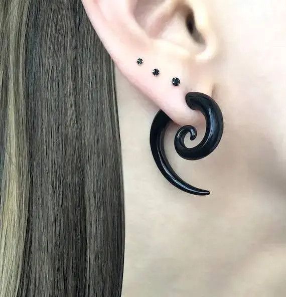 Japanese Brand × Vintage Spiral-shaped trompe l'oeil earrings Size ONE SIZE - 2 Thumbnail