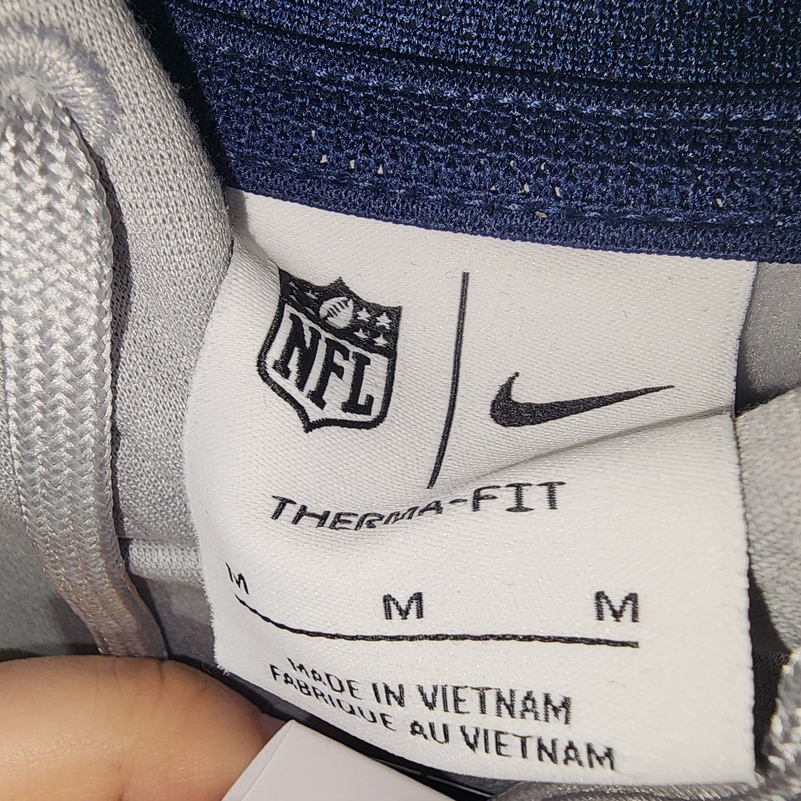 Nike Dallas Cowboys Nike hoodie women's Medium NWT Size M / US 6-8 / IT 42-44 - 3 Thumbnail