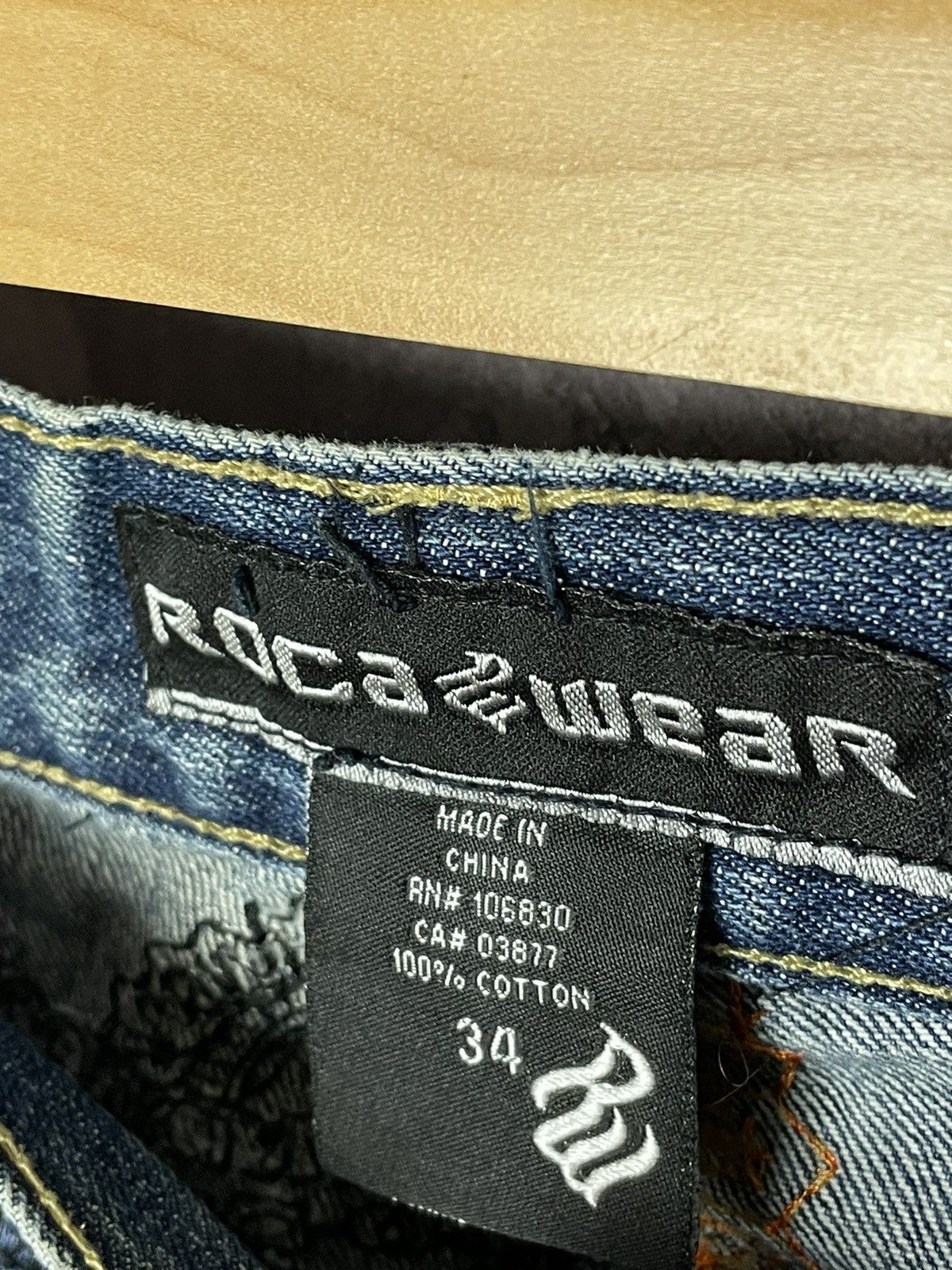 Japanese Brand × Vintage Crazy vintage Y2K baggy embroidered Rocawear denim jeans Size US 34 / EU 50 - 13 Thumbnail