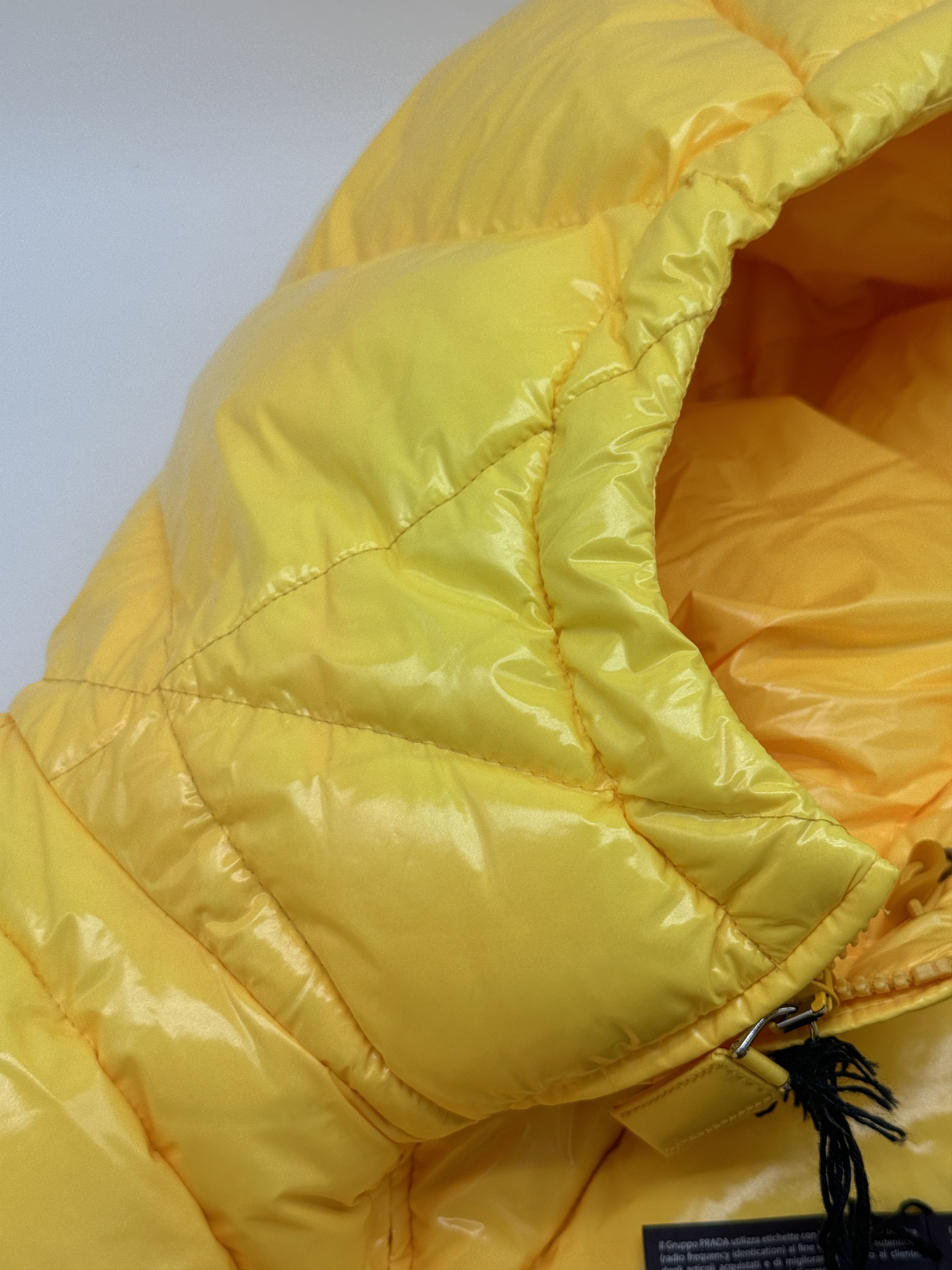 Prada 8 US Prada Yellow Triangle-Quilted Puffer Down Jacket Nylon Size M / US 6-8 / IT 42-44 - 12 Thumbnail