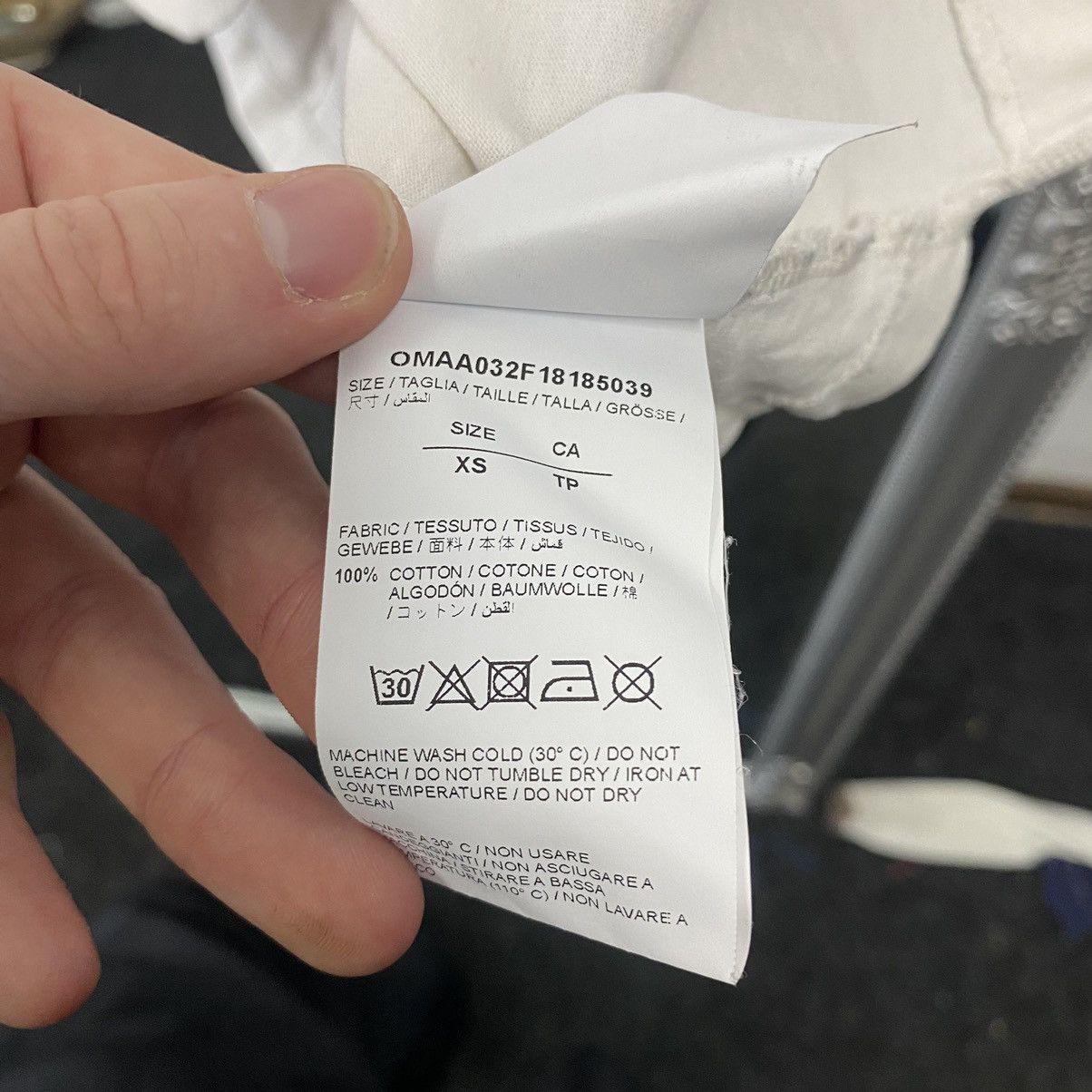 Off-White Off-White T-Shirt World Hand Size US XS / EU 42 / 0 - 8 Thumbnail