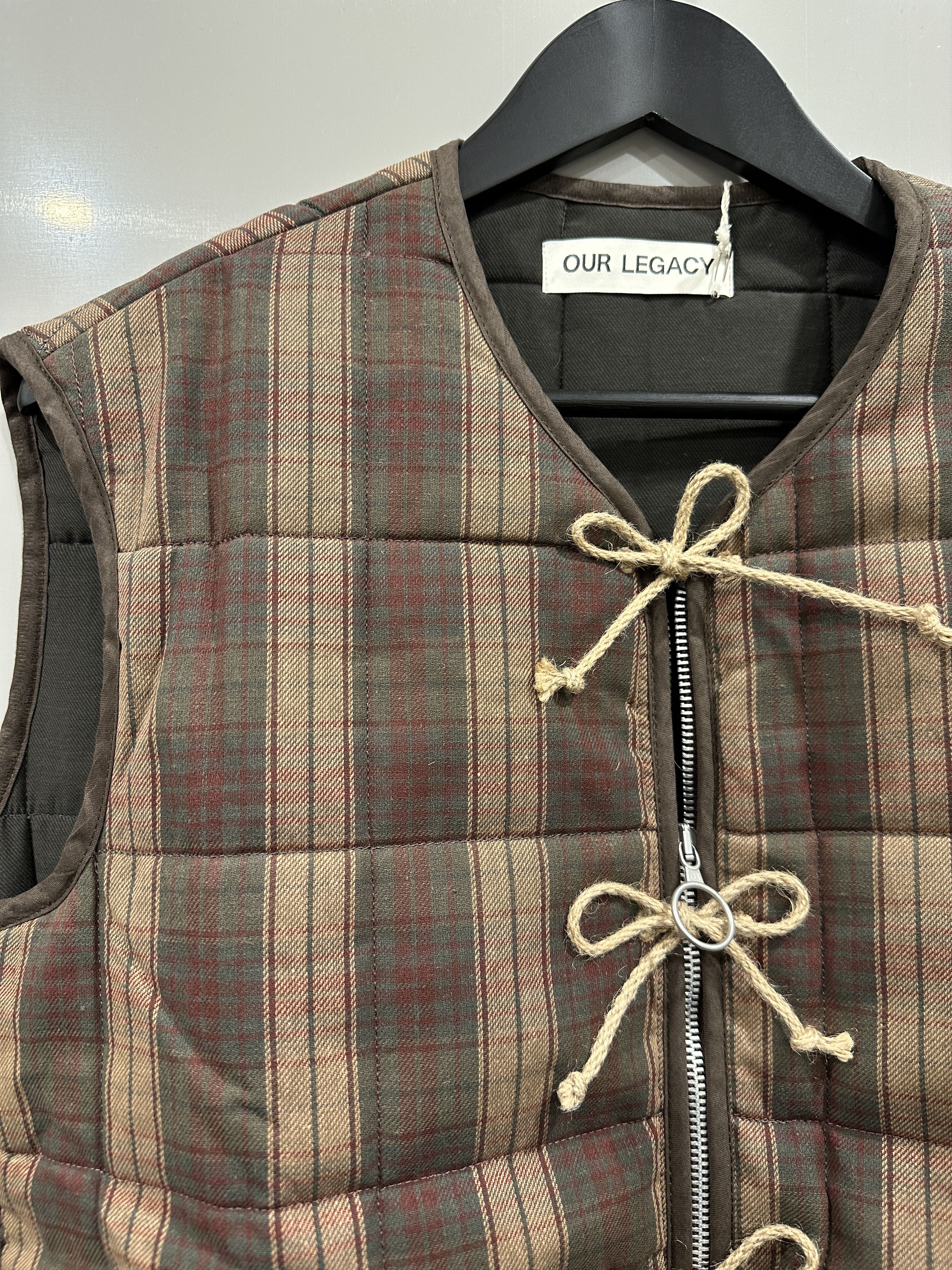 Our Legacy padded liner vest Size US L / EU 52-54 / 3 - 9 Thumbnail