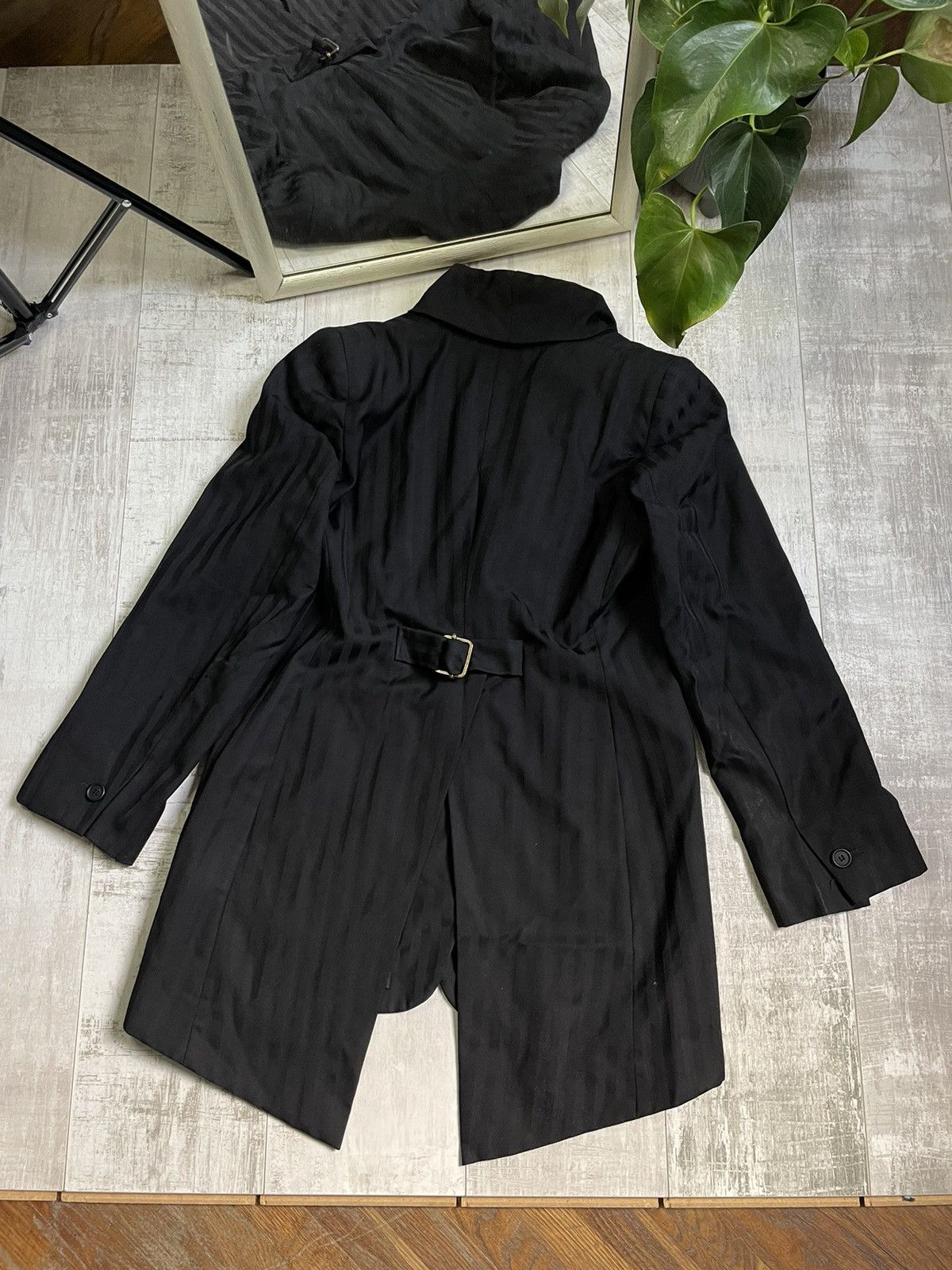 Romeo Gigli *RARE* Romeo Gigli Vintage 80’s Blazer Black Size 42L - 2 Thumbnail