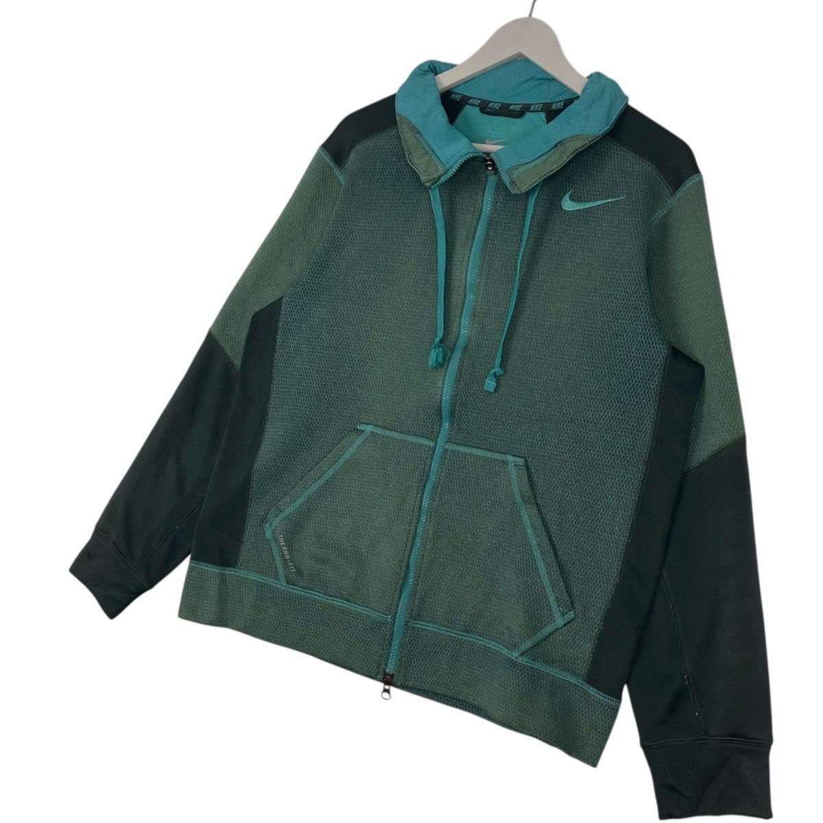 Other Vintage Nike Full Zip Small Embroidered Logo Green Size L Size US L / EU 52-54 / 3 - 2 Thumbnail