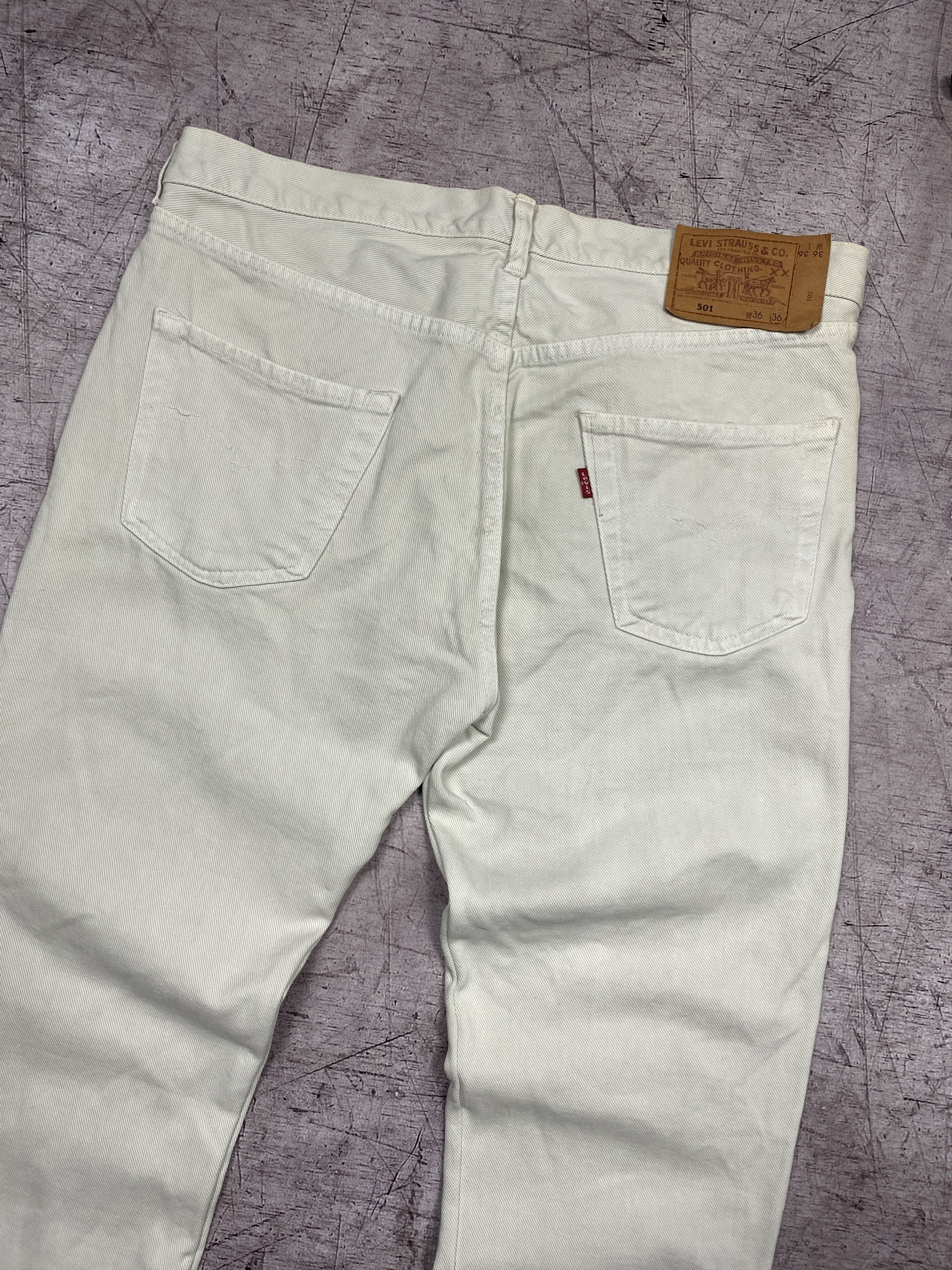 Levi's × Levi's Vintage Clothing Levi's 501 90s Vintage Mens Denim Pants Jeans Made in USA Size US 36 / EU 52 - 2 Thumbnail