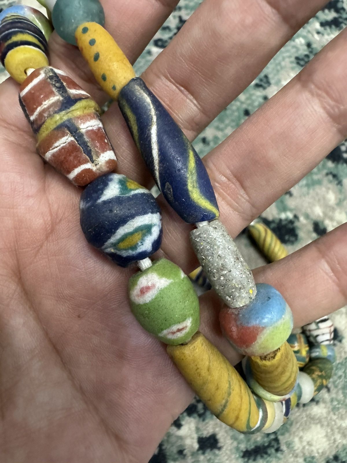 Jewelry VINTAGE VENETIAN AFRICAN GLASS TRADE BEADS STRAND NECKLACE Size 30 - 5 Thumbnail