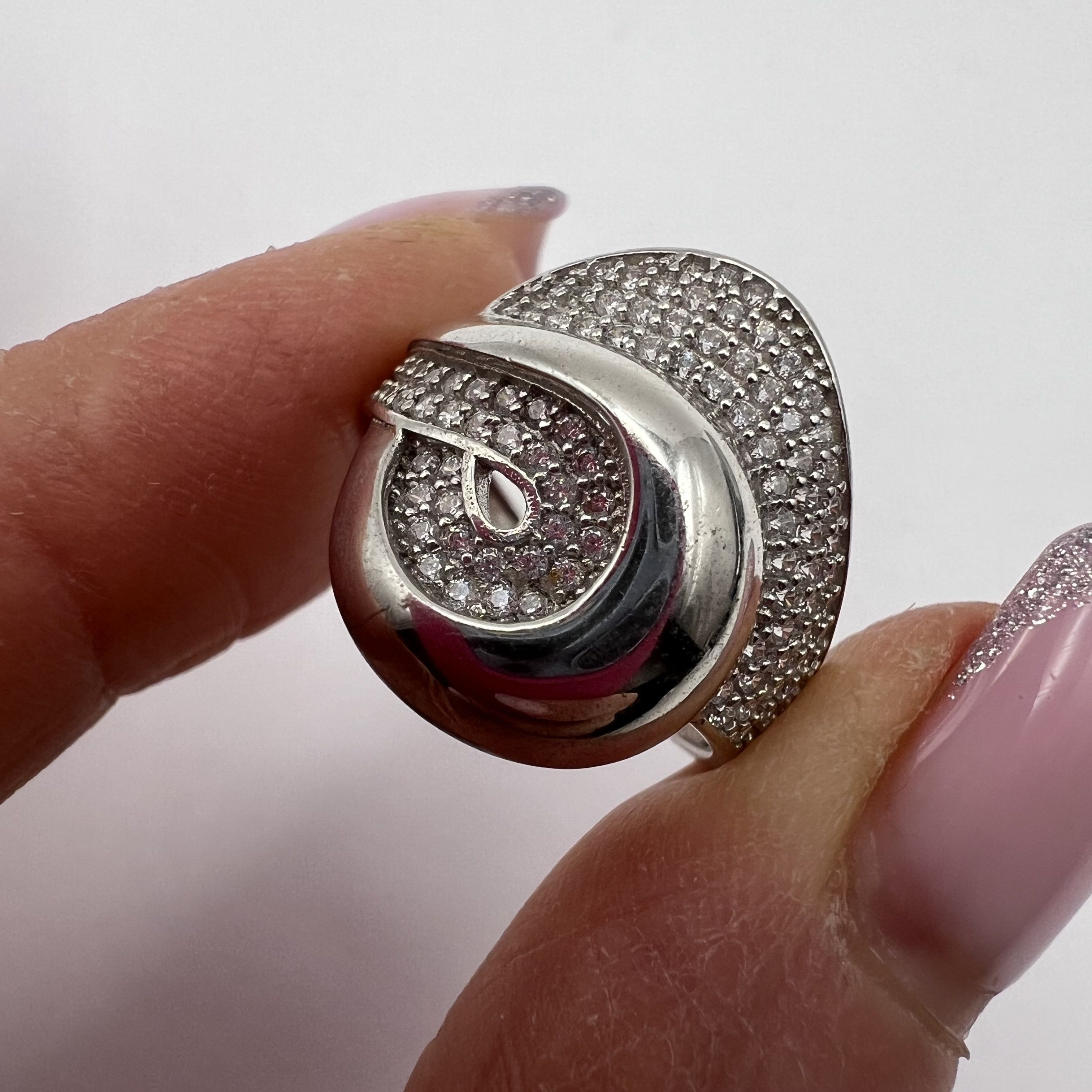 Vintage 925 Sterling Silver Ring Size 7 Pavé CZ Swirl Ring 3.0g Size ONE SIZE - 7 Thumbnail