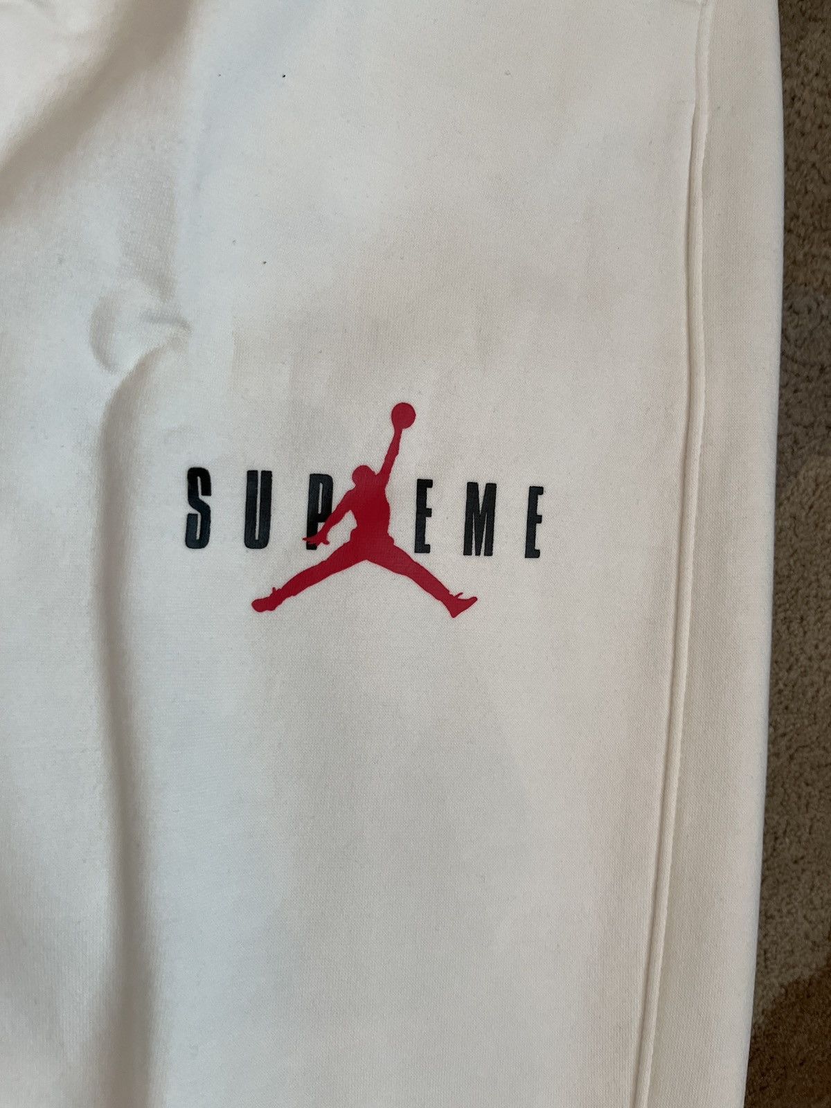 Supreme Supreme x Jordan White Sweatpants Joggers Large NEW Size US 36 / EU 52 - 5 Thumbnail