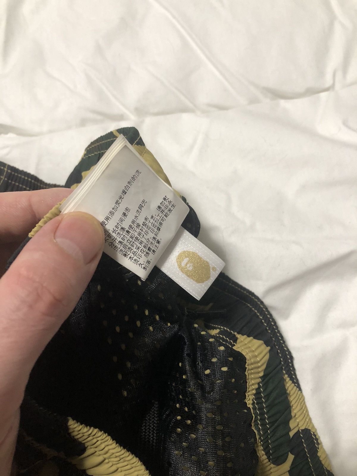 Bape Bape Yellow camo side shark beach shorts Size US 36 / EU 52 - 6 Thumbnail