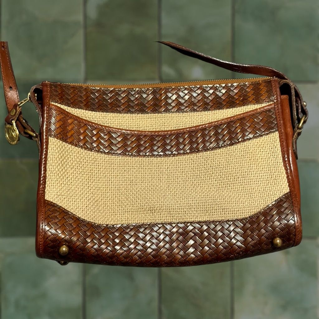 BRAHMIN VINTAGE Brahmin Basket Weave Shoulder Bag Leather Canvas Medium Brown Women’s Purse Size ONE SIZE - 1 Thumbnail