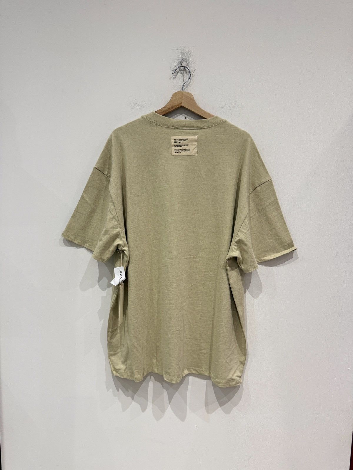 Fear of God Fear Of God Collection 2 Shirt Beige Size: L Size US L / EU 52-54 / 3 - 3 Thumbnail
