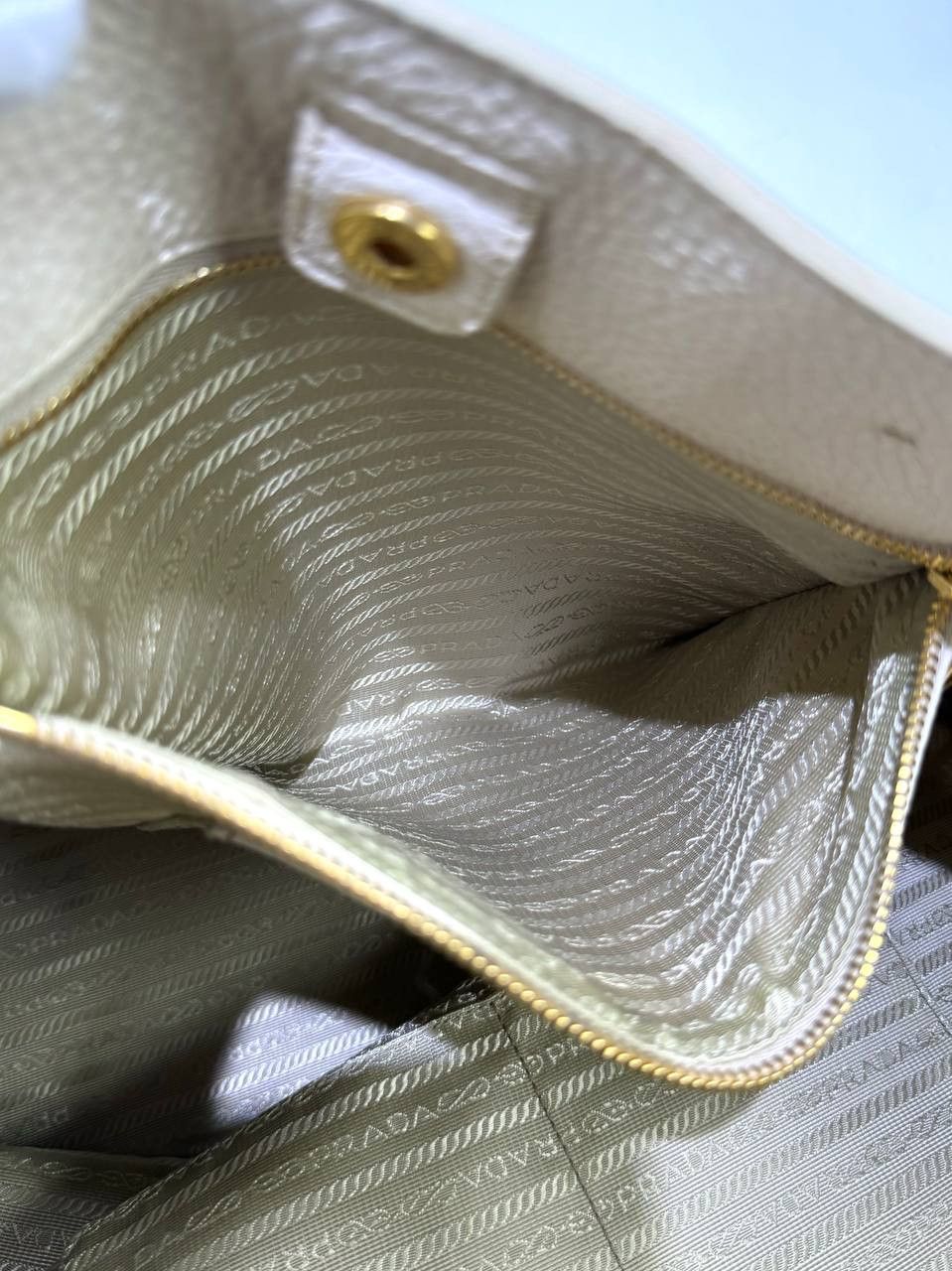 Prada Prada Leather Crossbody bag Size ONE SIZE - 4 Thumbnail