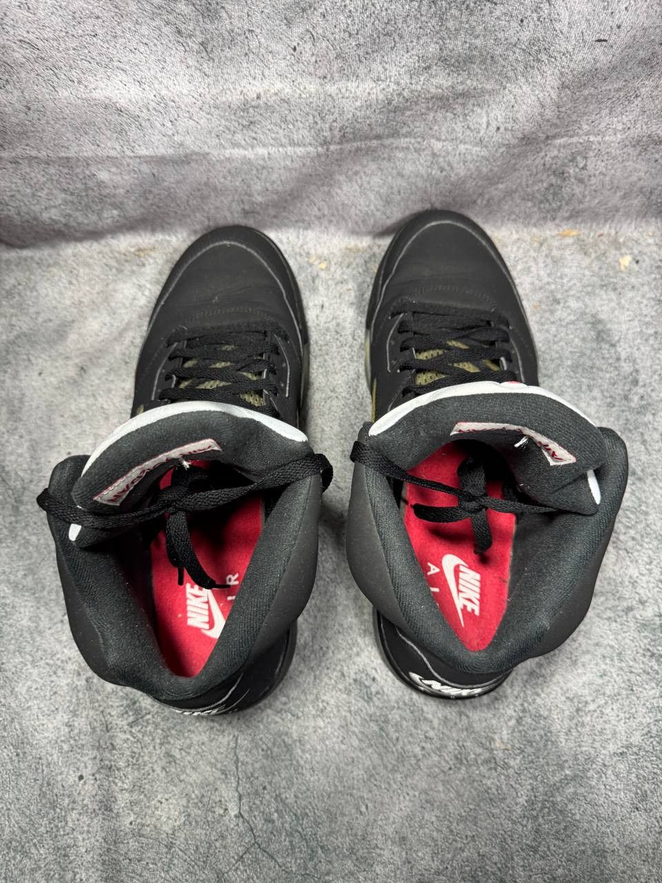 Jordan Brand Size 13 | Jordan 5 Metallic No Box | Pre-Owned Size US 13 / EU 46 - 3 Thumbnail