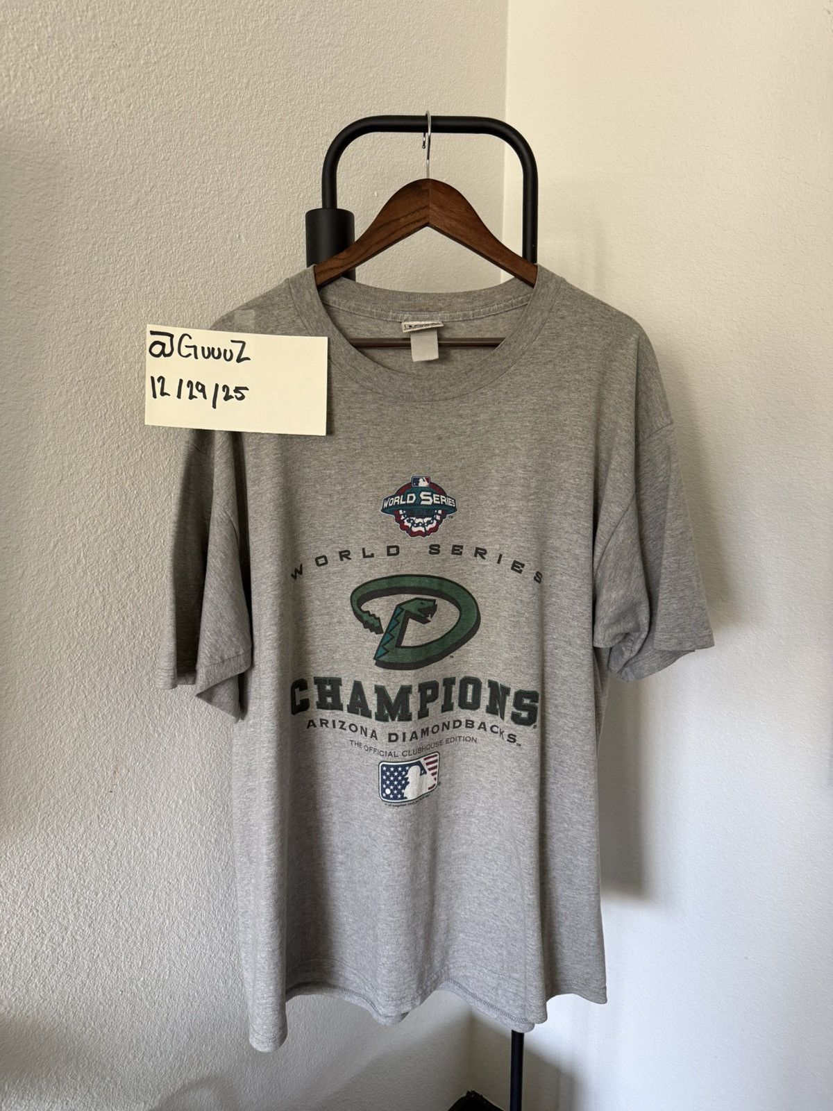 Lee Diamond backs 2001 Champions T shirt Size US XL / EU 56 / 4 - 3 Thumbnail