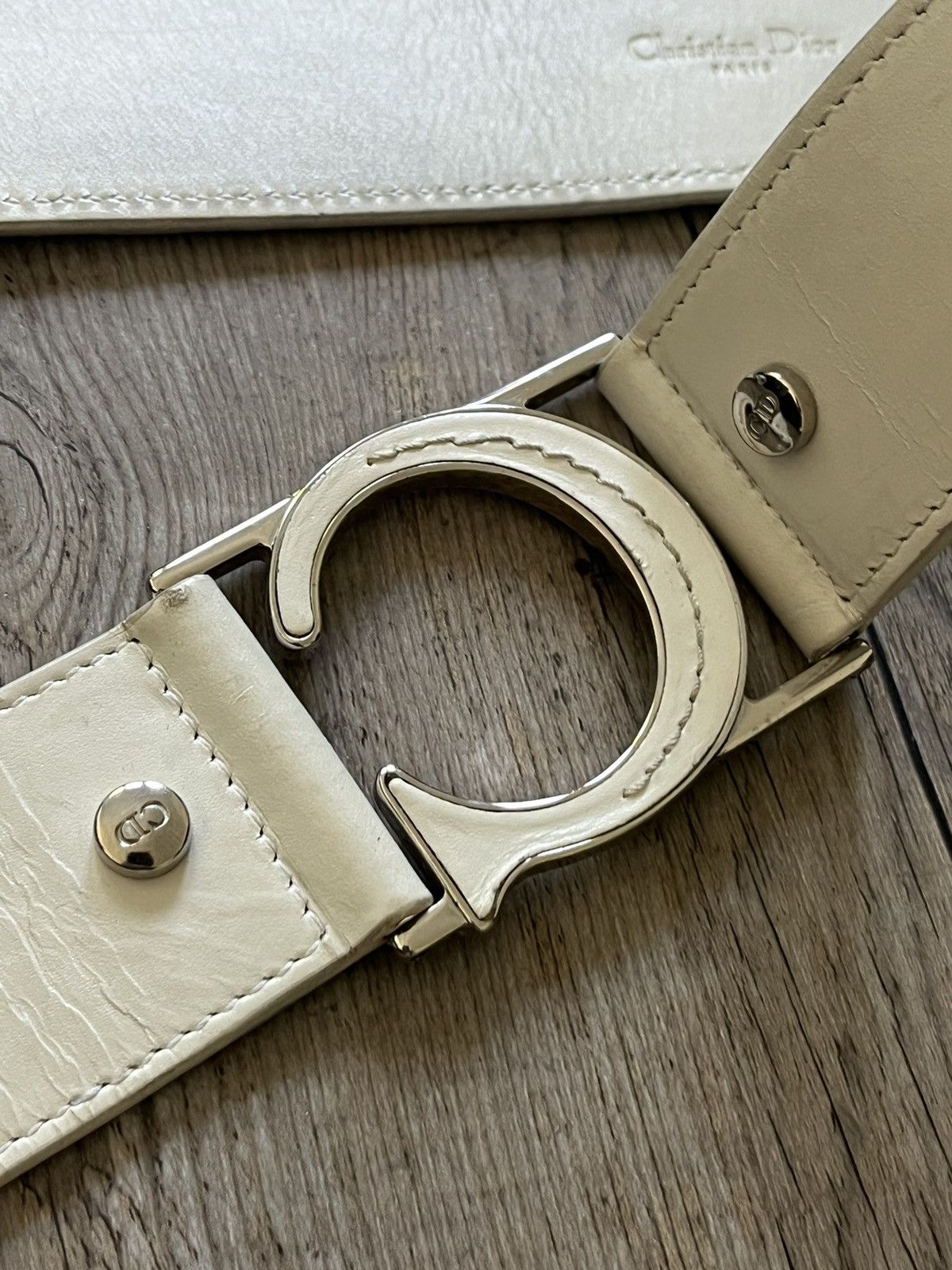 Dior Christian Dior White Leather Ring Belt – Galliano Era Avant Size ONE SIZE - 3 Thumbnail