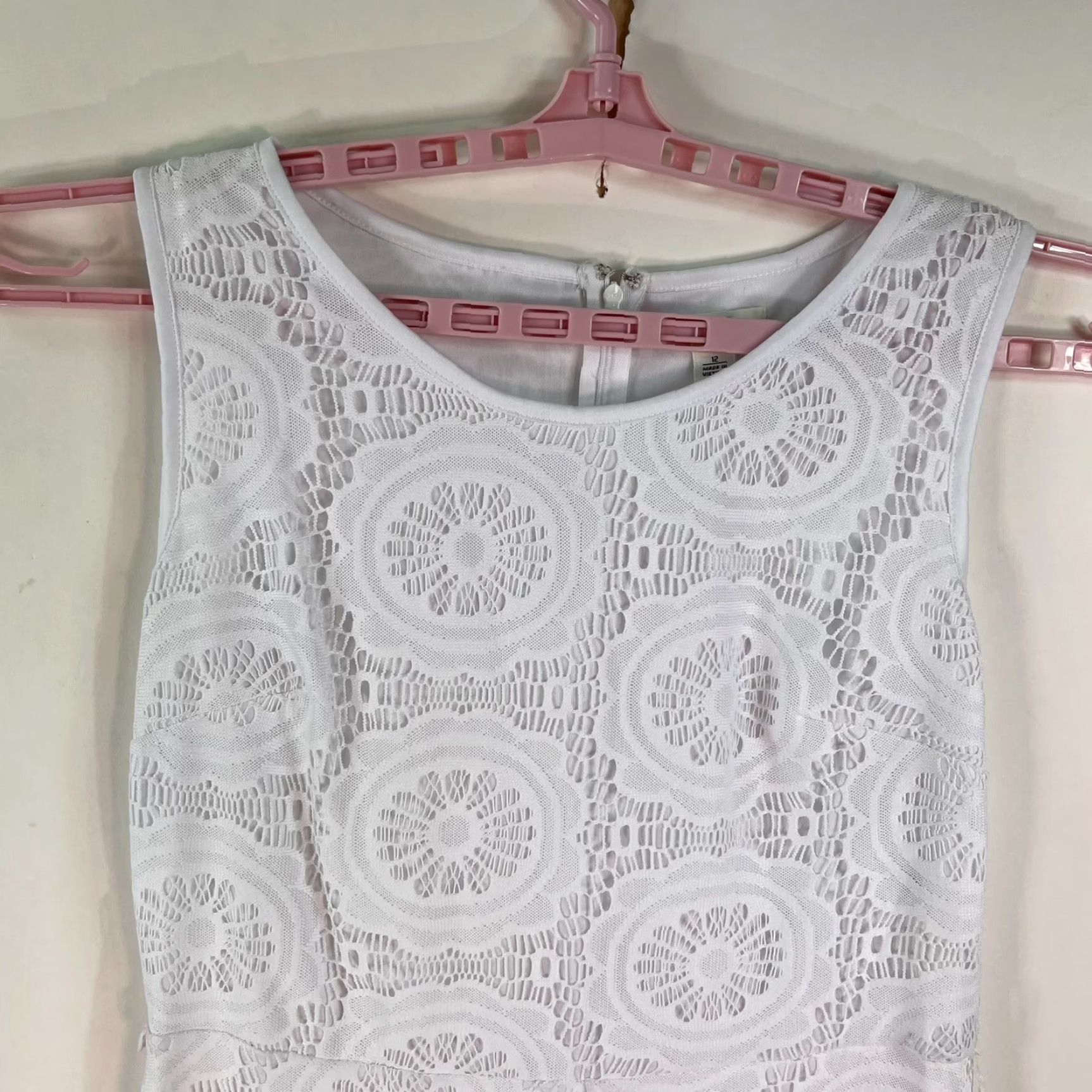 Vintage VINTAGE CATO Lace Lined Sleeveless Dress Midi Womens 12 White Poly Geometric 70s 80s Dress Women Size XL / US 12-14 / IT 48-50 - 3 Thumbnail
