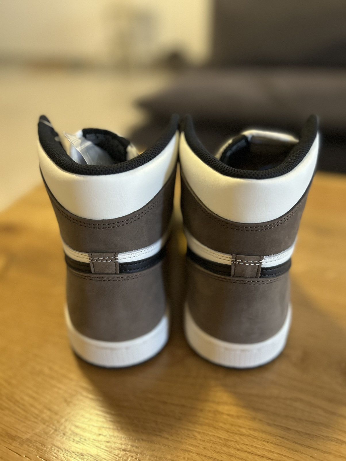 Jordan Brand 🔥 JORDAN 1 RETRO DARK MOCHA ☕️ NEW 🆕 Size US 9.5 / EU 42-43 - 7 Thumbnail