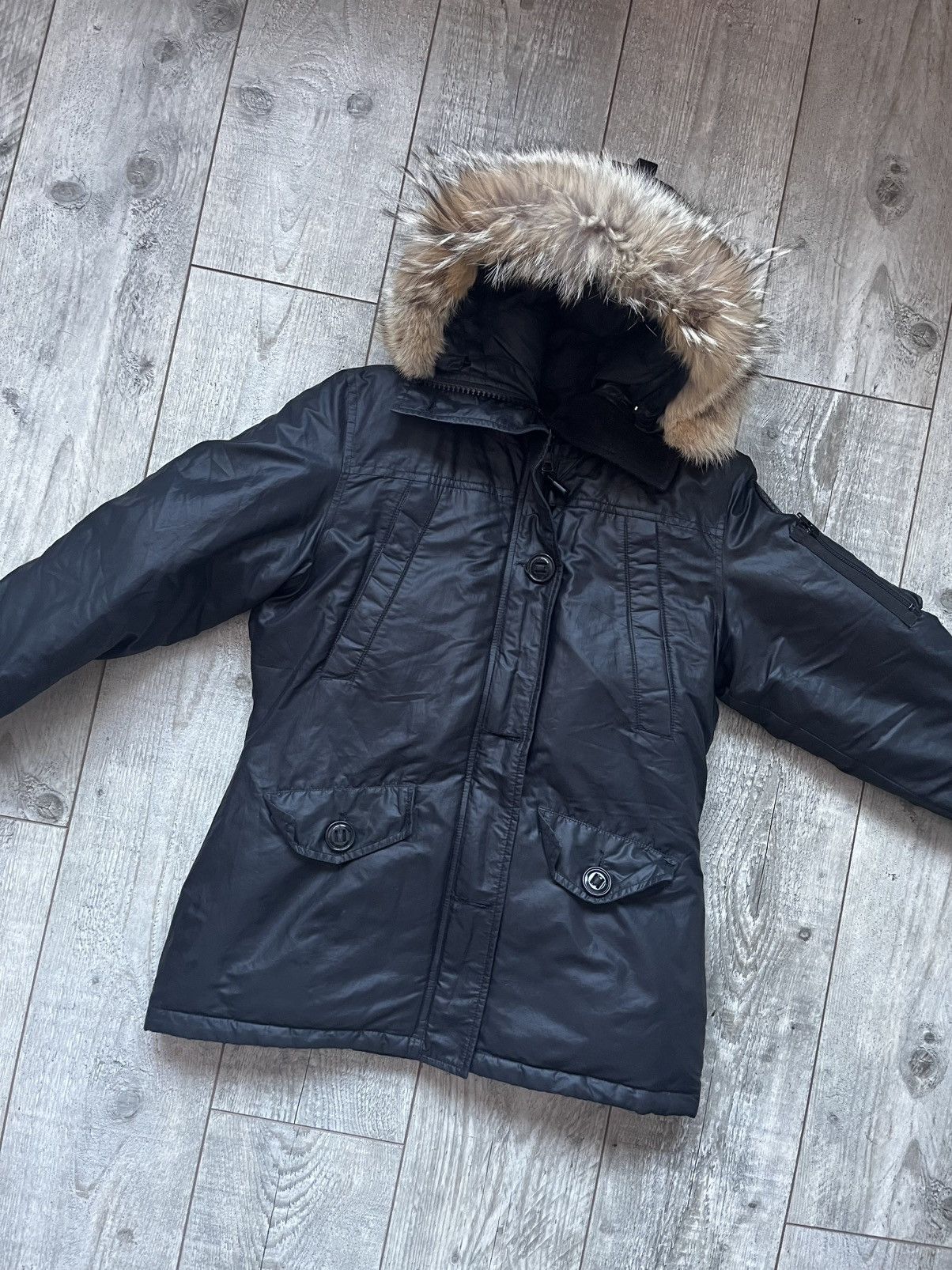 Canada Goose Canada Goose Womens Black Badge Jacket Medium Size M / US 6-8 / IT 42-44 - 4 Thumbnail