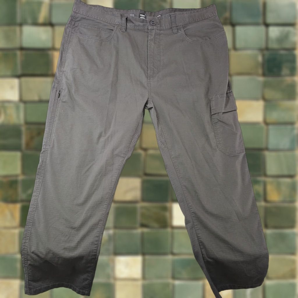 Prana Prana Pants Mens 38x26 Cargo Hiking Outdoor Stretch Organic Cotton Gray Regular Waist 38 Inseam 26 Pockets Logo Vintage No Men Pants Size US 38 / EU 54 - 1 Thumbnail