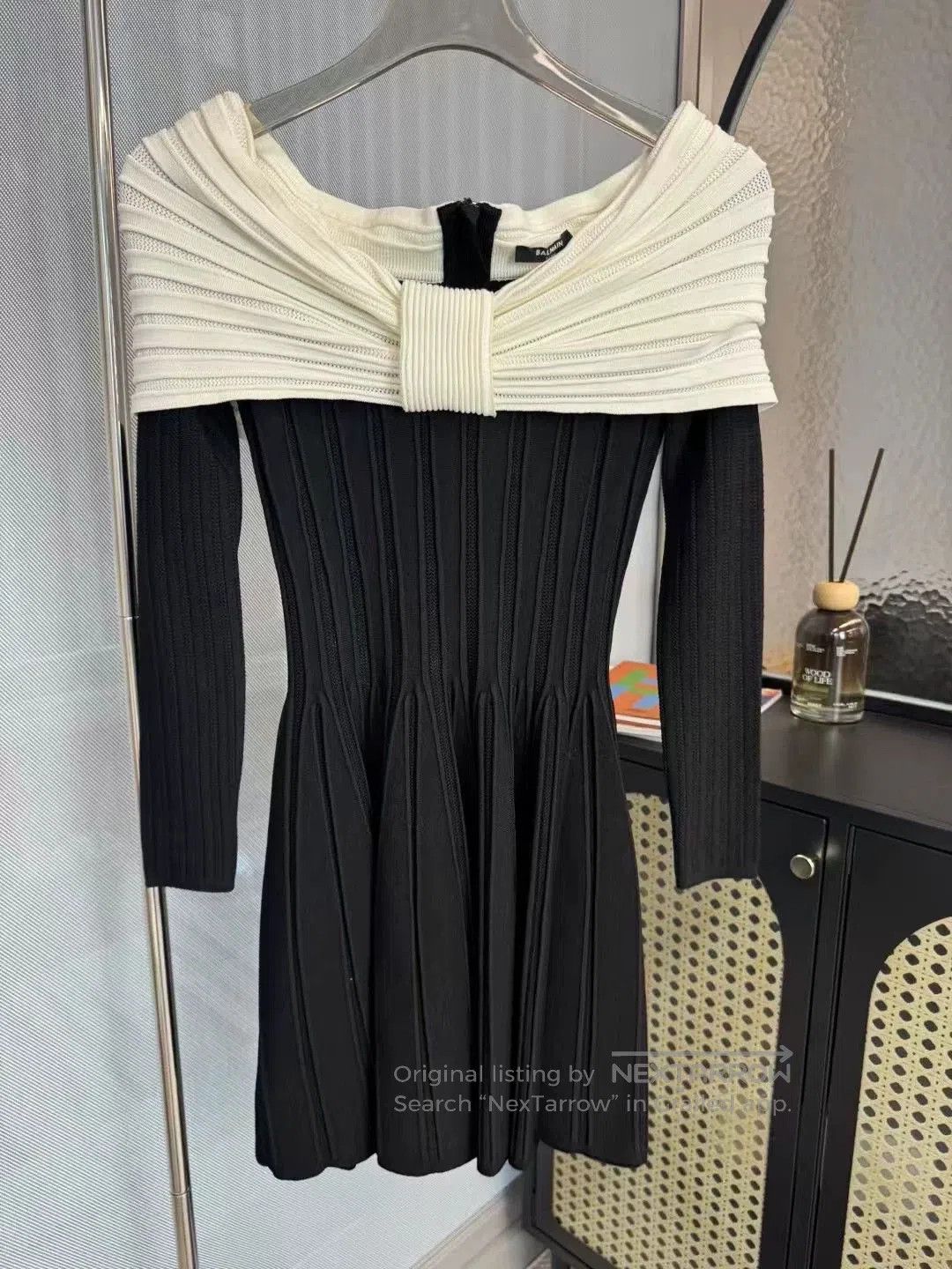 Balmain black and white off. Size US S / EU 44-46 / 1 - 1 Thumbnail