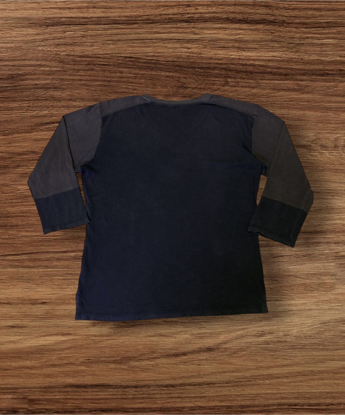 Japanese Brand × Undercover × Uniqlo Undercover X Uniqlo Two Tone Color Long Sleeve T-Shirt Size US M / EU 48-50 / 2 - 2 Thumbnail