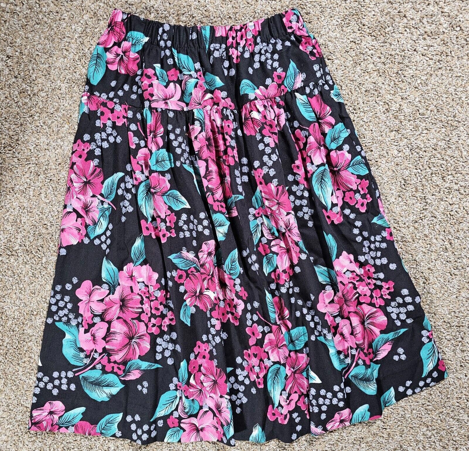 Designer Vintage Land n sea Medium skirt Small Shirt Floral 2 Pieces Size 30" / US 8 / IT 44 - 8 Thumbnail