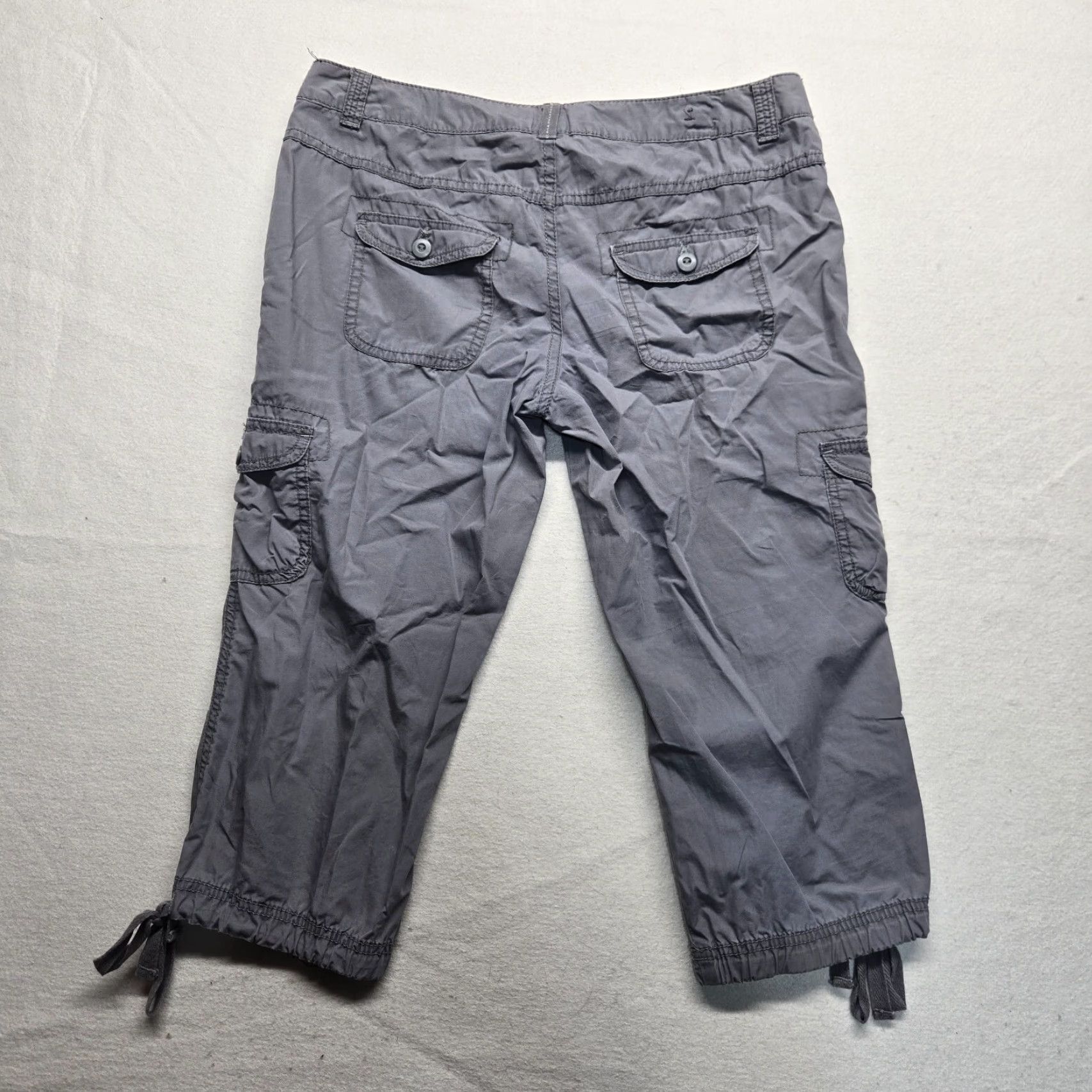 Ocean Pacific OP Ocean Pacific Capris Solid Gray Cropped Pants Women's 7 Tapered Cropped Pants 7 Ladies Gray Ocean Pacific Capris Size 28" / US 6 / IT 42 - 7 Thumbnail
