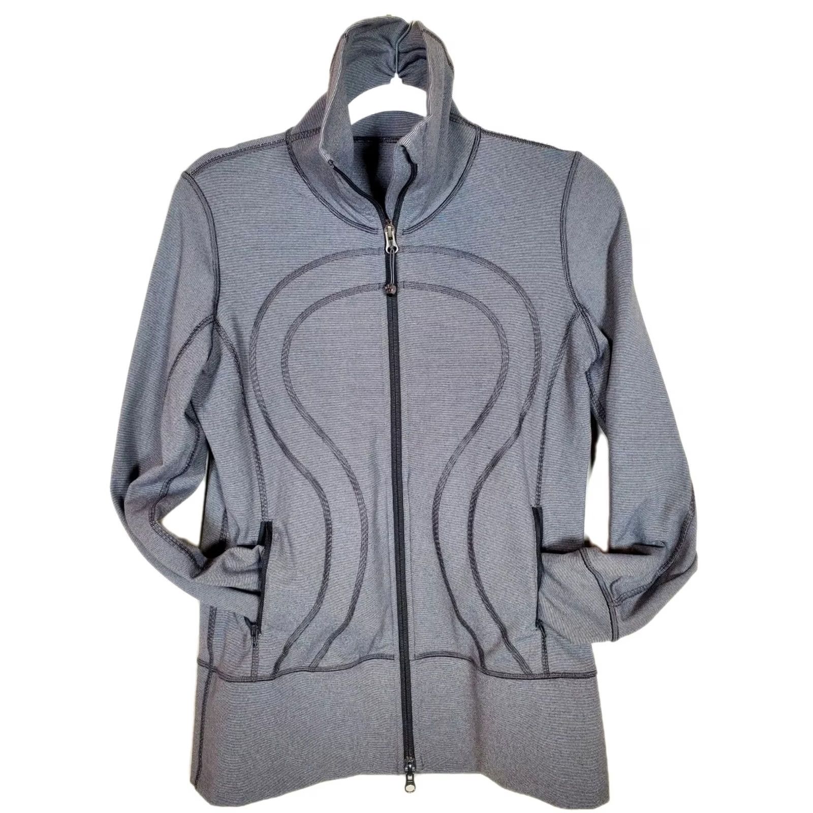 Lululemon Lululemon Jacket In Stride Full Zip High Neck Wee Stripe Gray 8 Women's Size M / US 6-8 / IT 42-44 - 2 Thumbnail